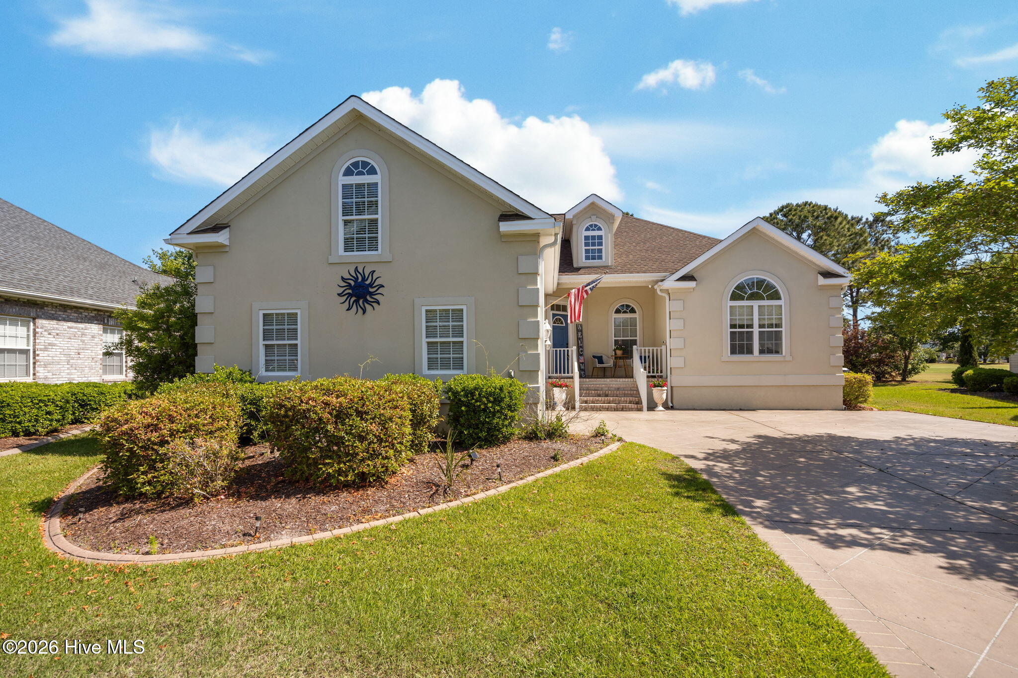 100569255 | Photo 27