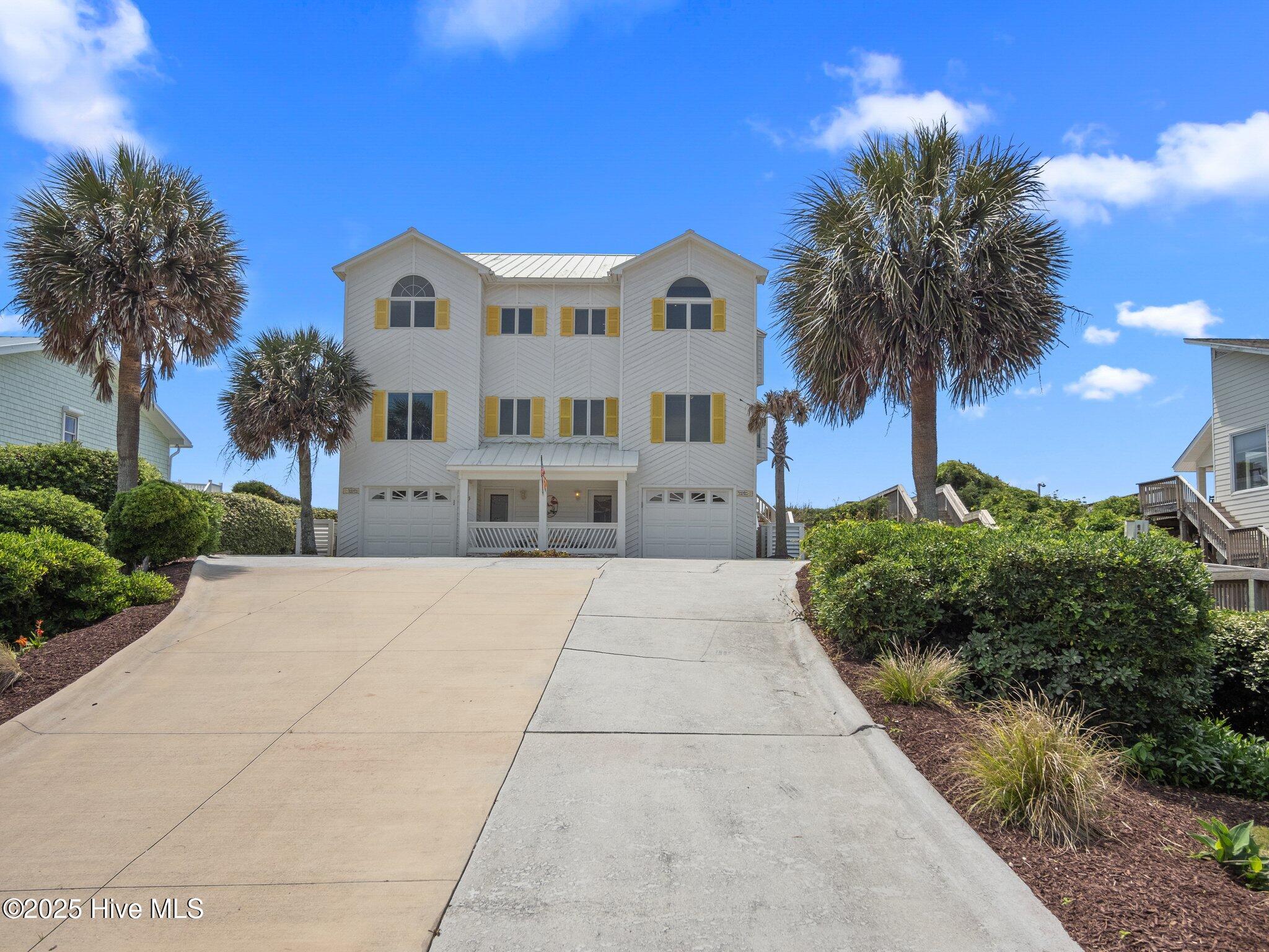 Homes for sale in Emerald Isle, NC | 3903 Ocean Dr, Emerald Isle, NC 28594 | MLS# 100540167