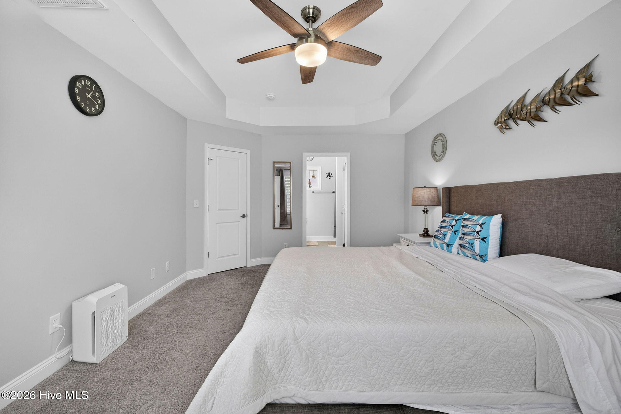 100570074 | Photo 20