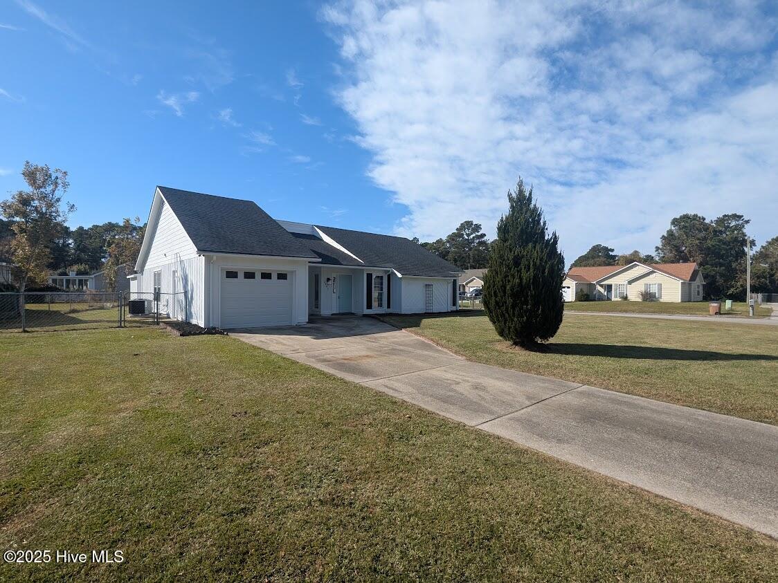 2465 Saddleridge Drive, Midway Park, NC 28544 – photo 2: Front Left