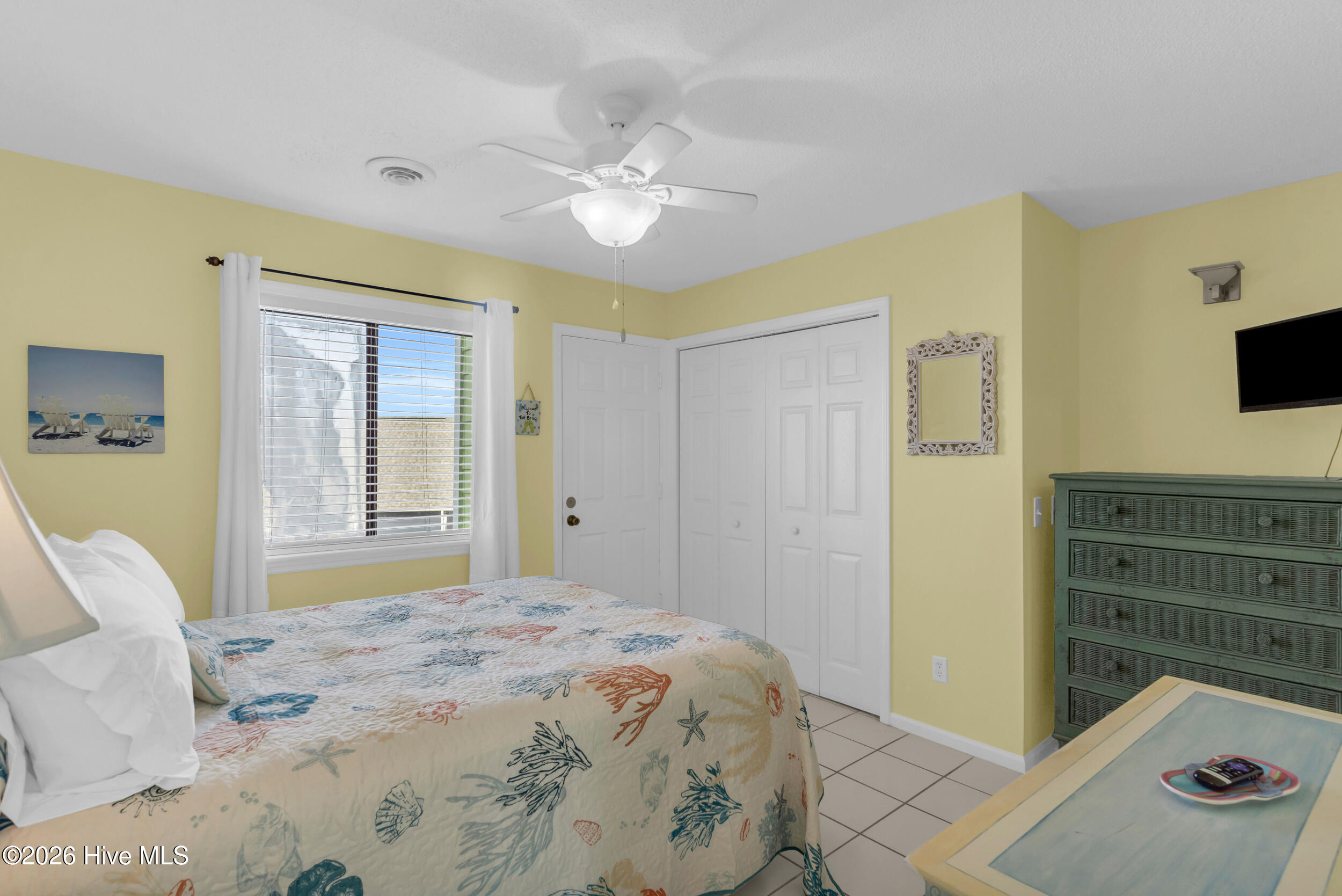 100550686 | Photo 17