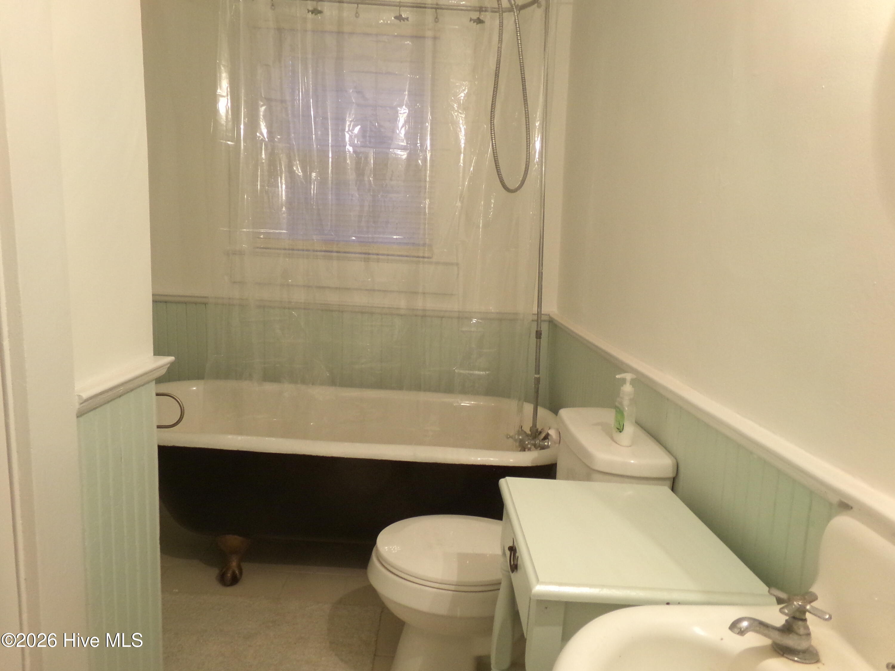 100557712 | Photo 13