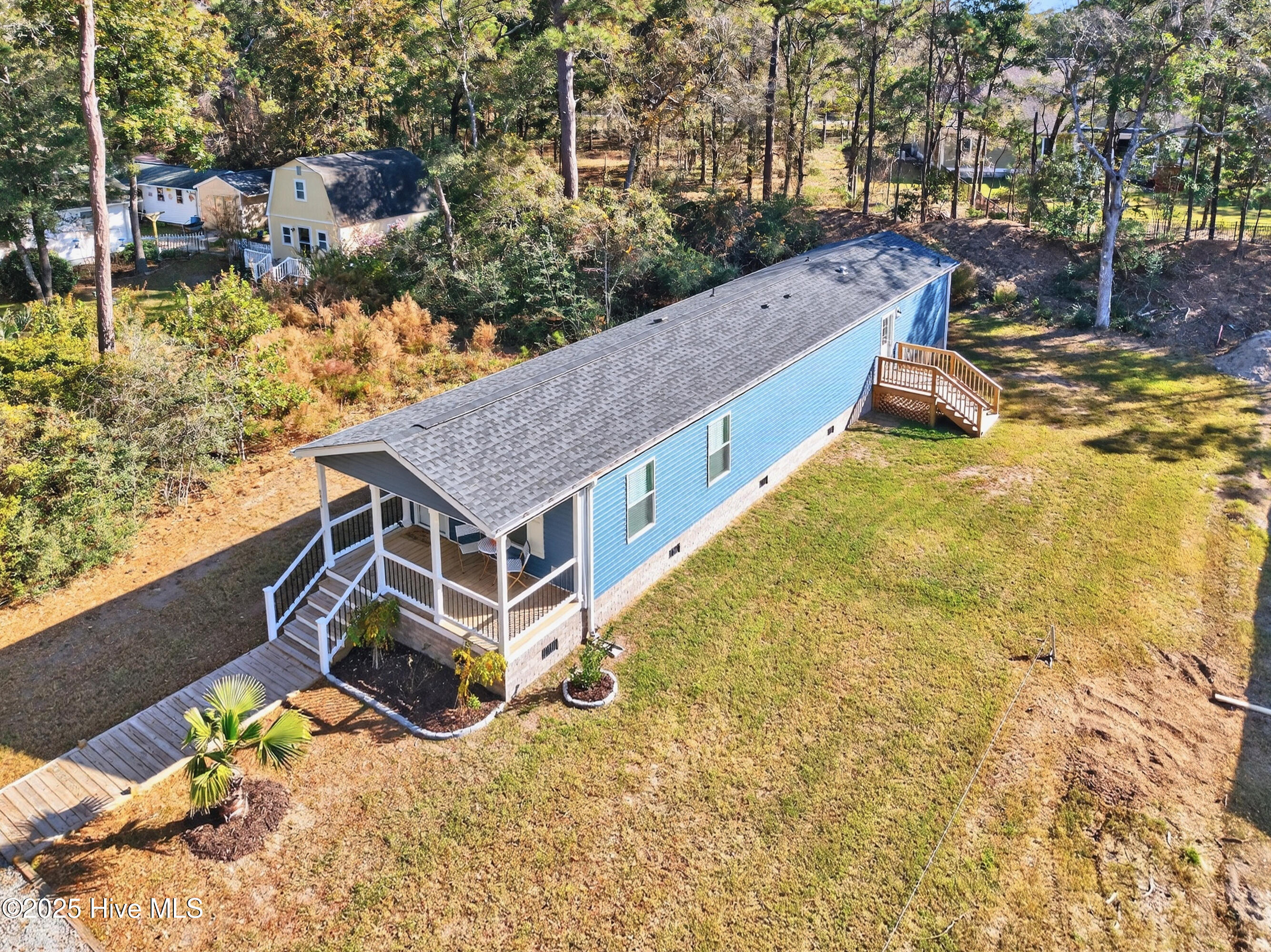 100542512 | Photo 47