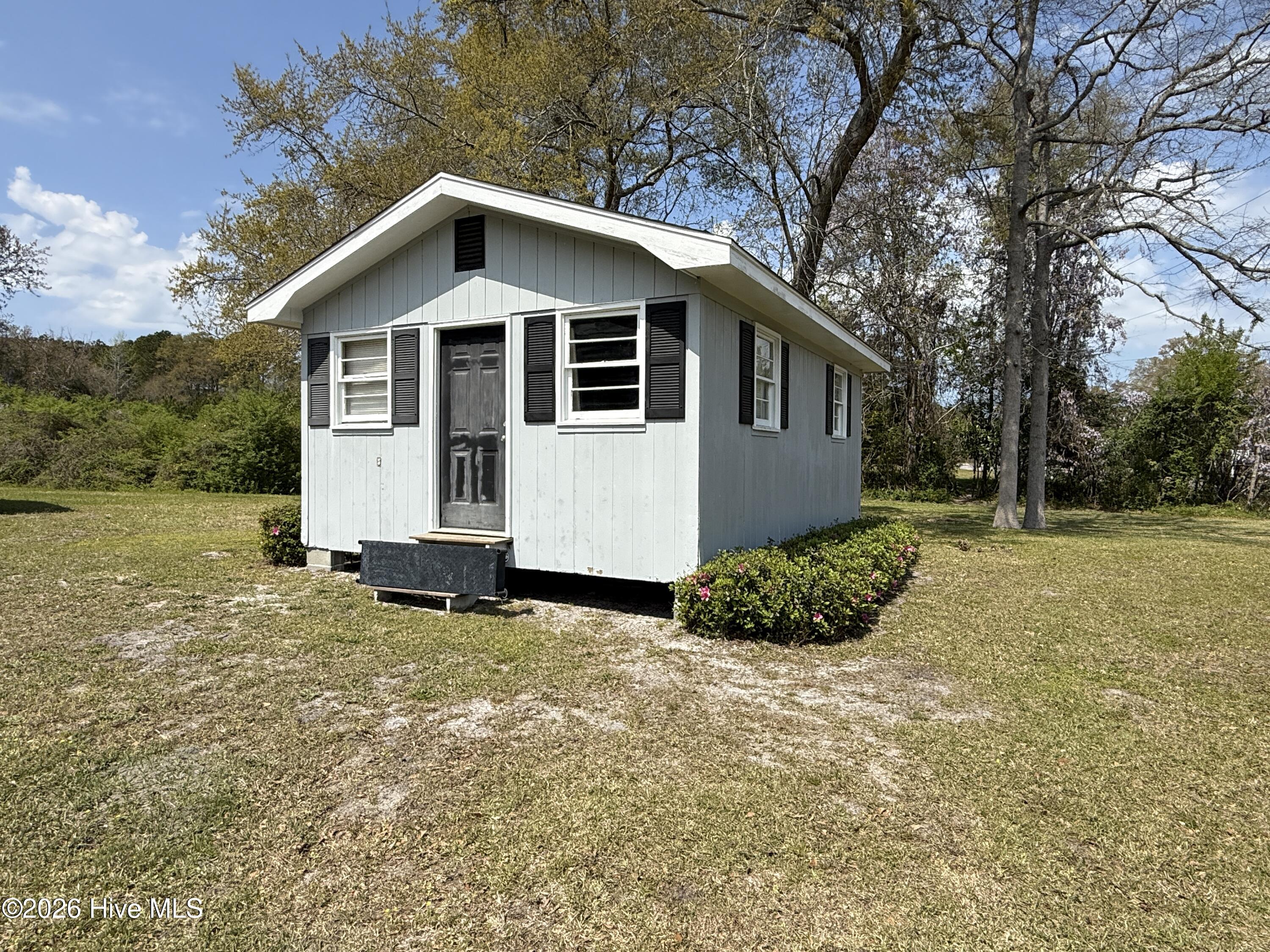 100564685 | Photo 17