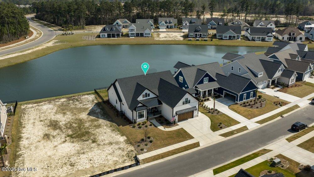 100564119 | Photo 52