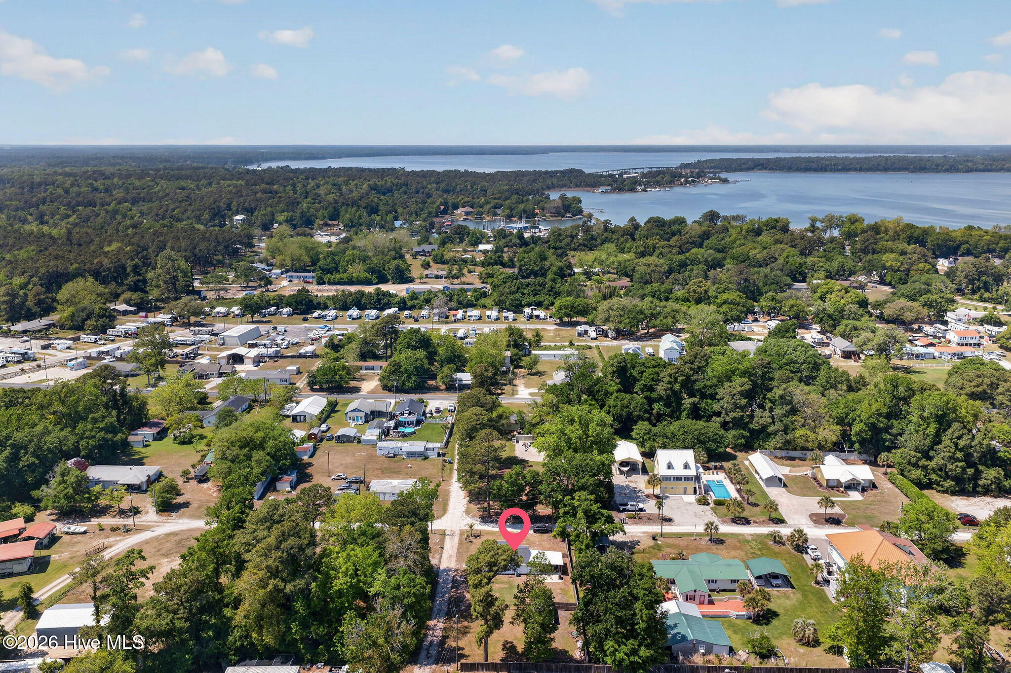 100570164 | Photo 38