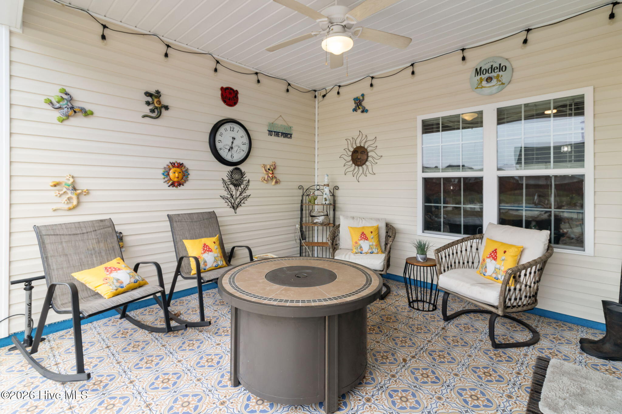 100560055 | Photo 34