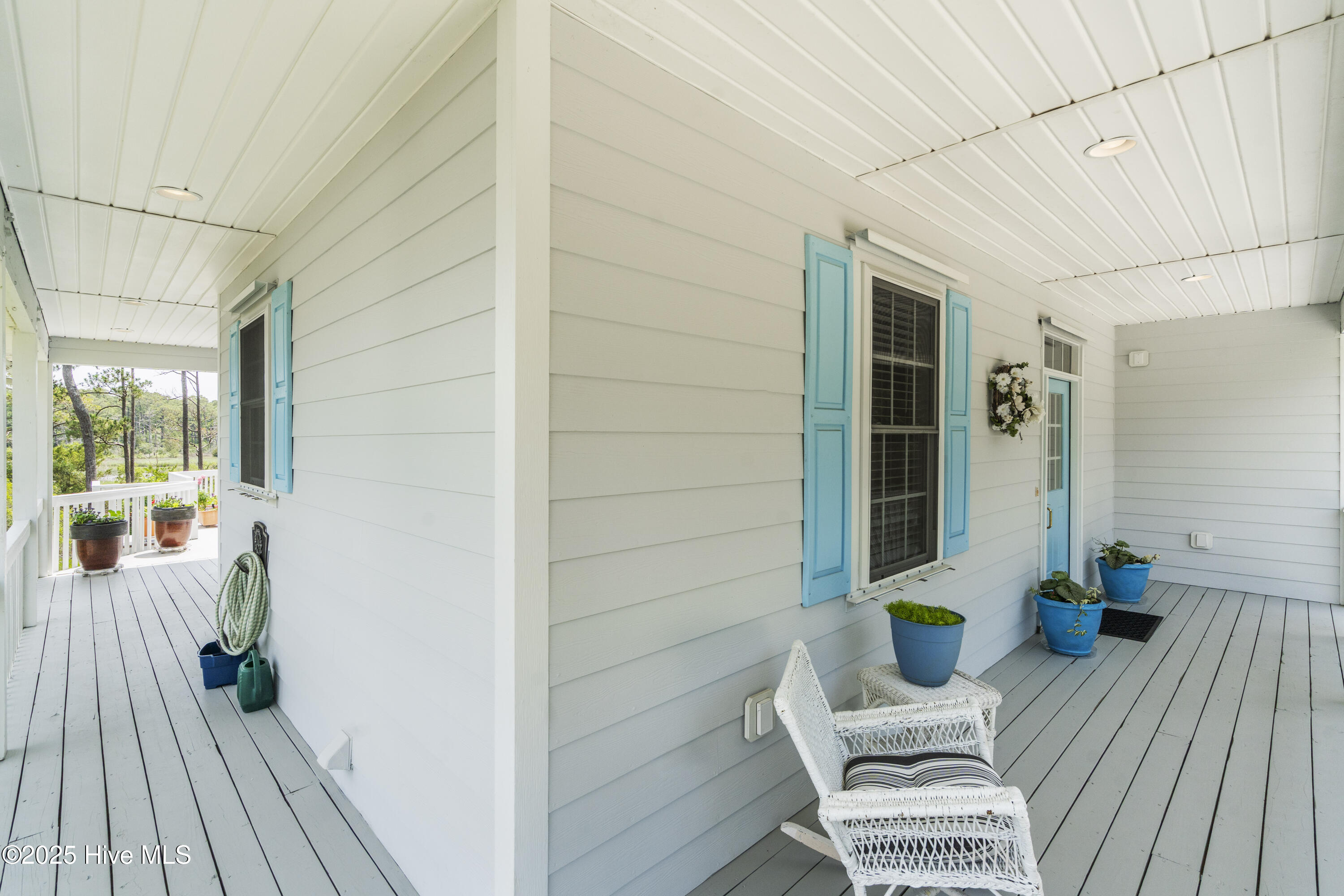 100511764 | Photo 43