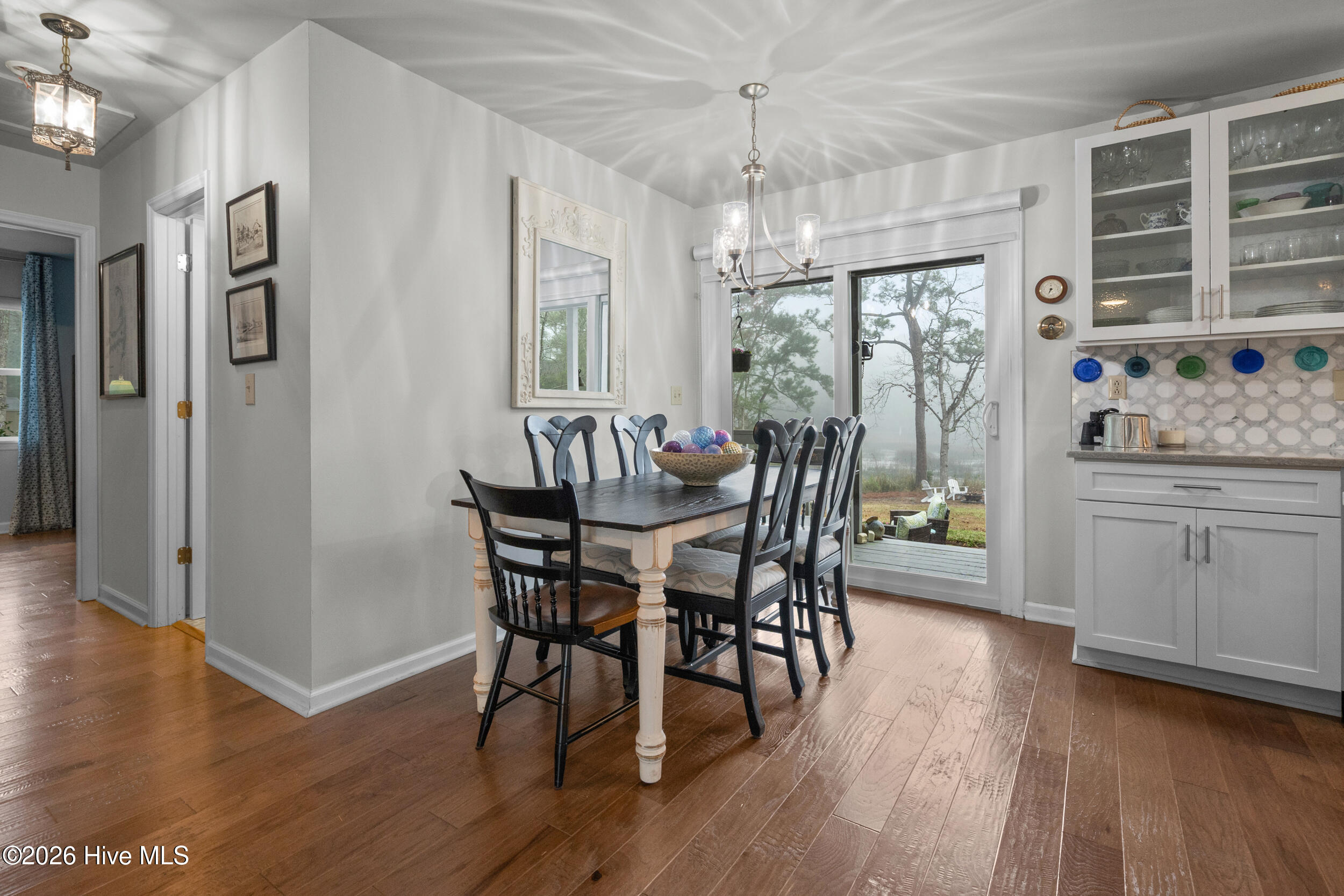 100559357 | Photo 10