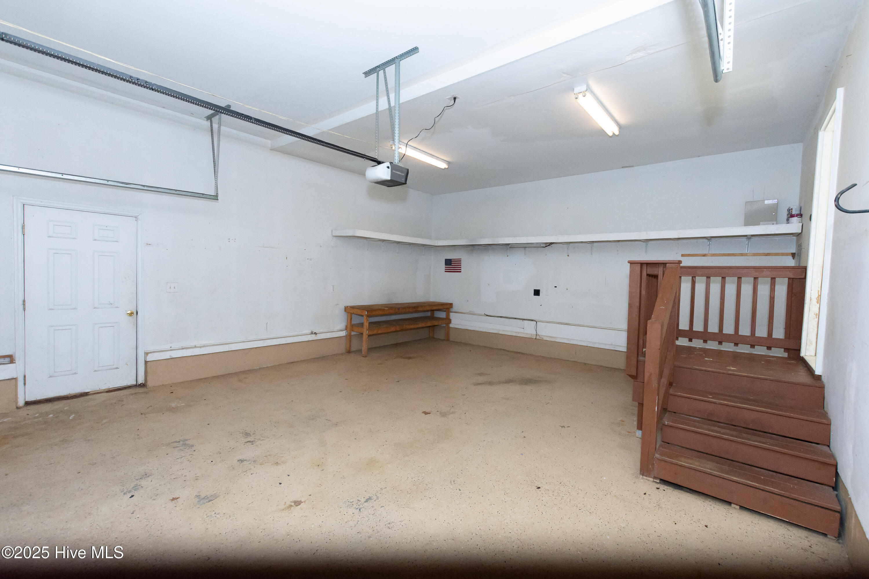 100541193 | Photo 18