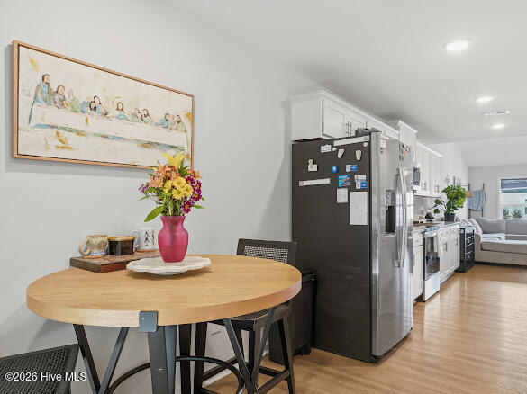 710 Discovery Cove,Newport