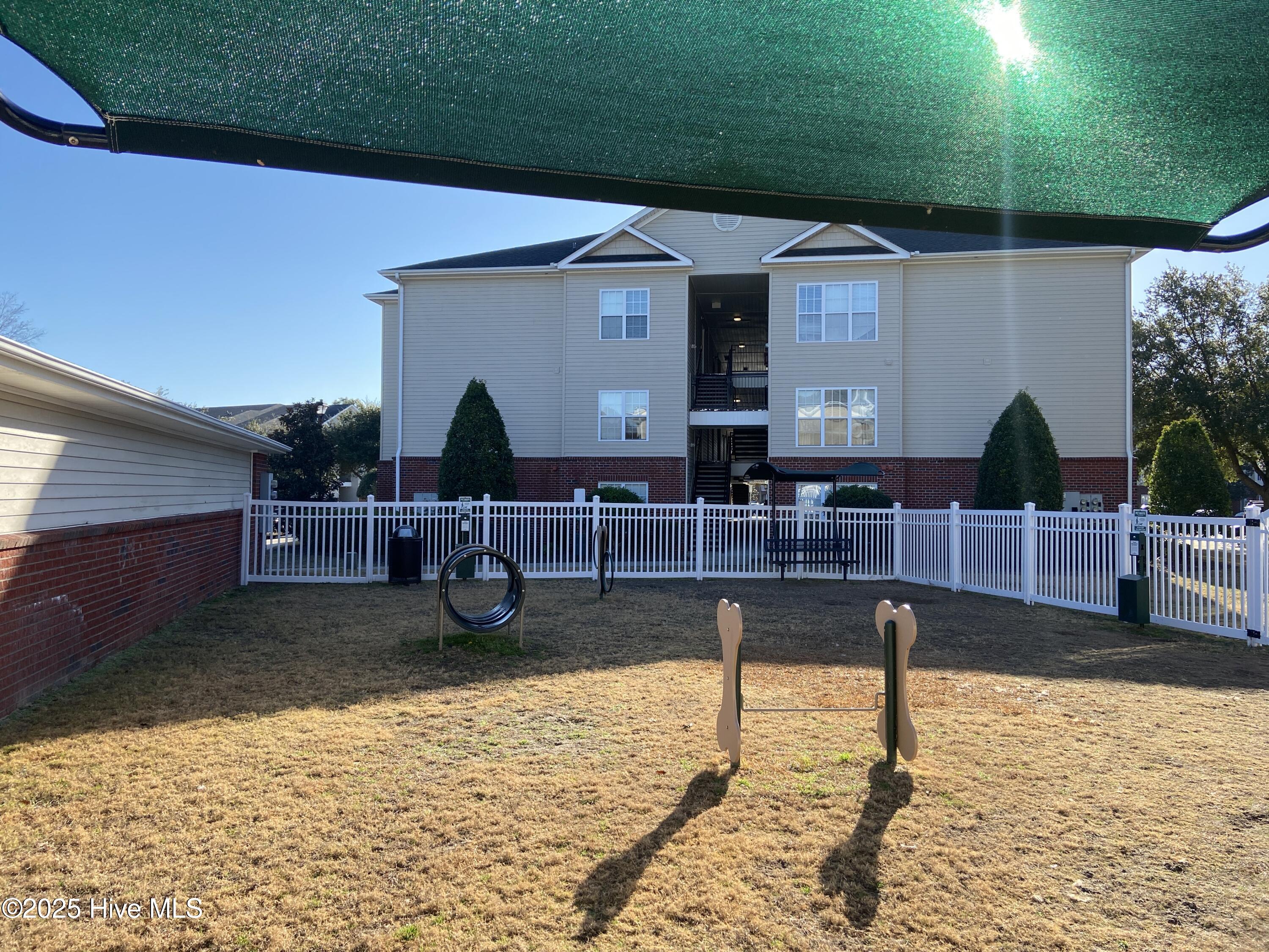 100546952 | Photo 32