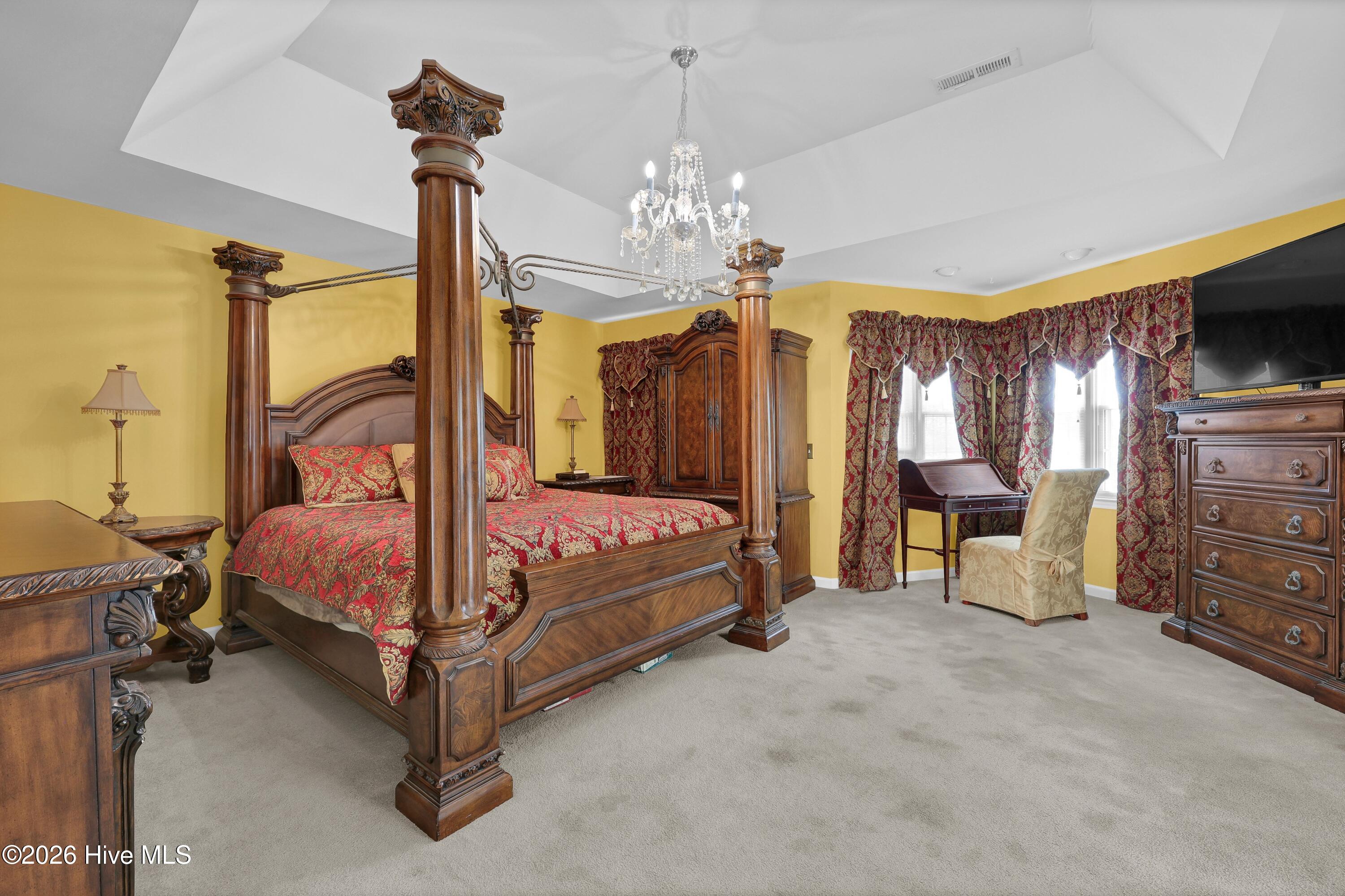 100570171 | Photo 21