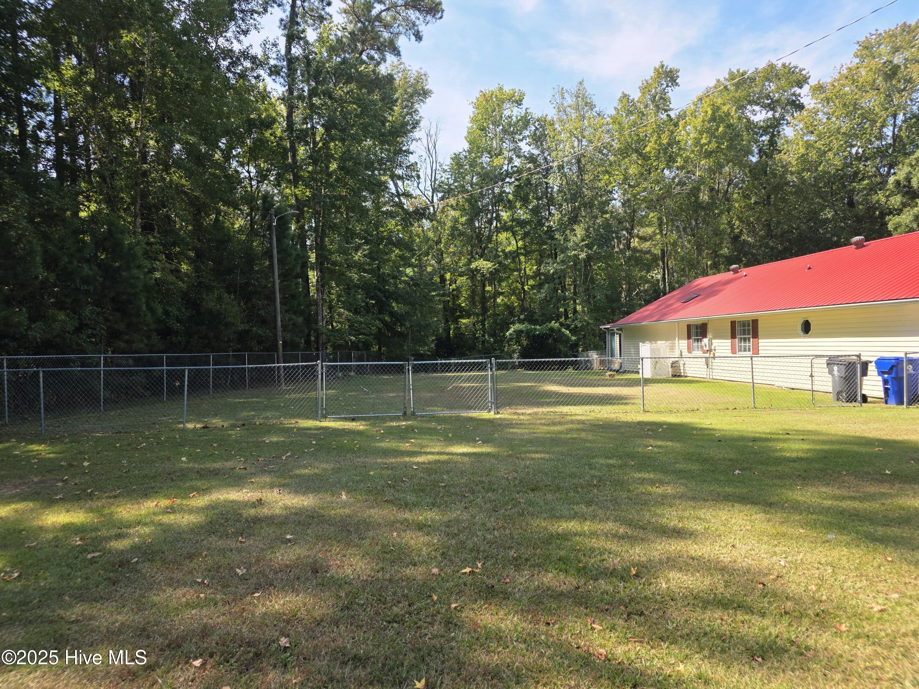 Homes for sale in Lake Waccamaw, NC | 250 Waccamaw Shores Rd, Lake Waccamaw, NC 28450 | MLS# 100532244