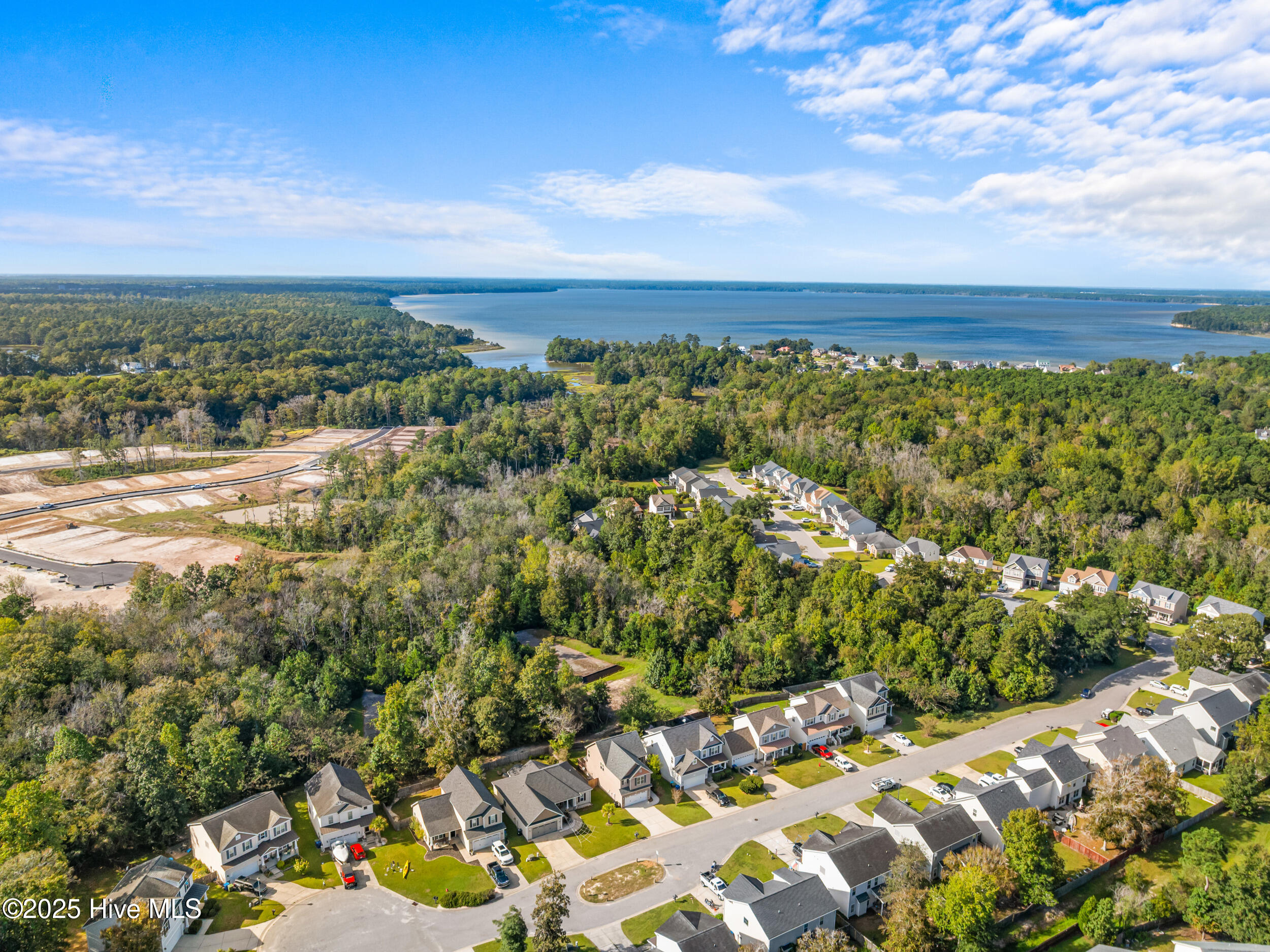 100533825 | Photo 57