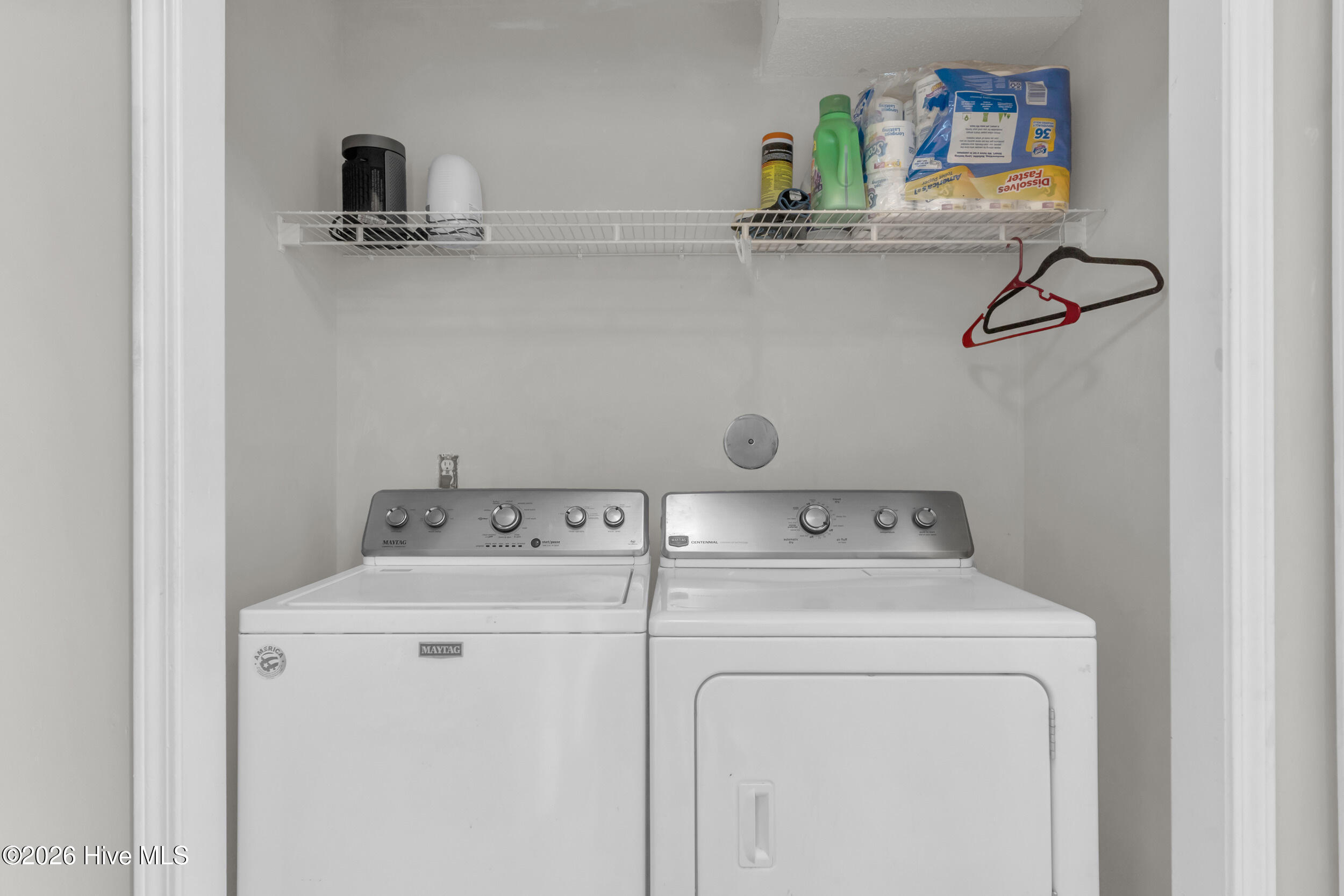 100548412 | Photo 14