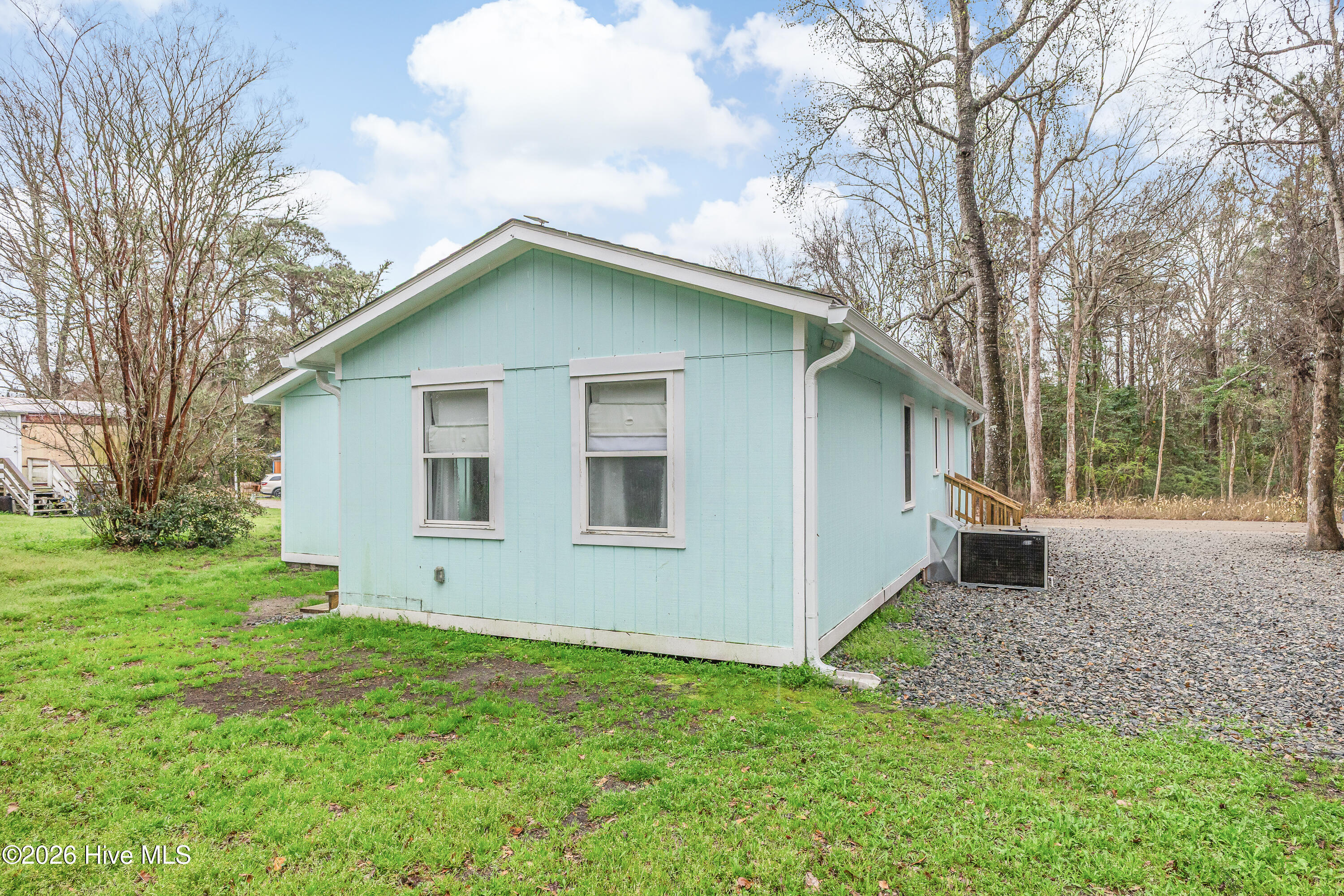 100560592 | Photo 31