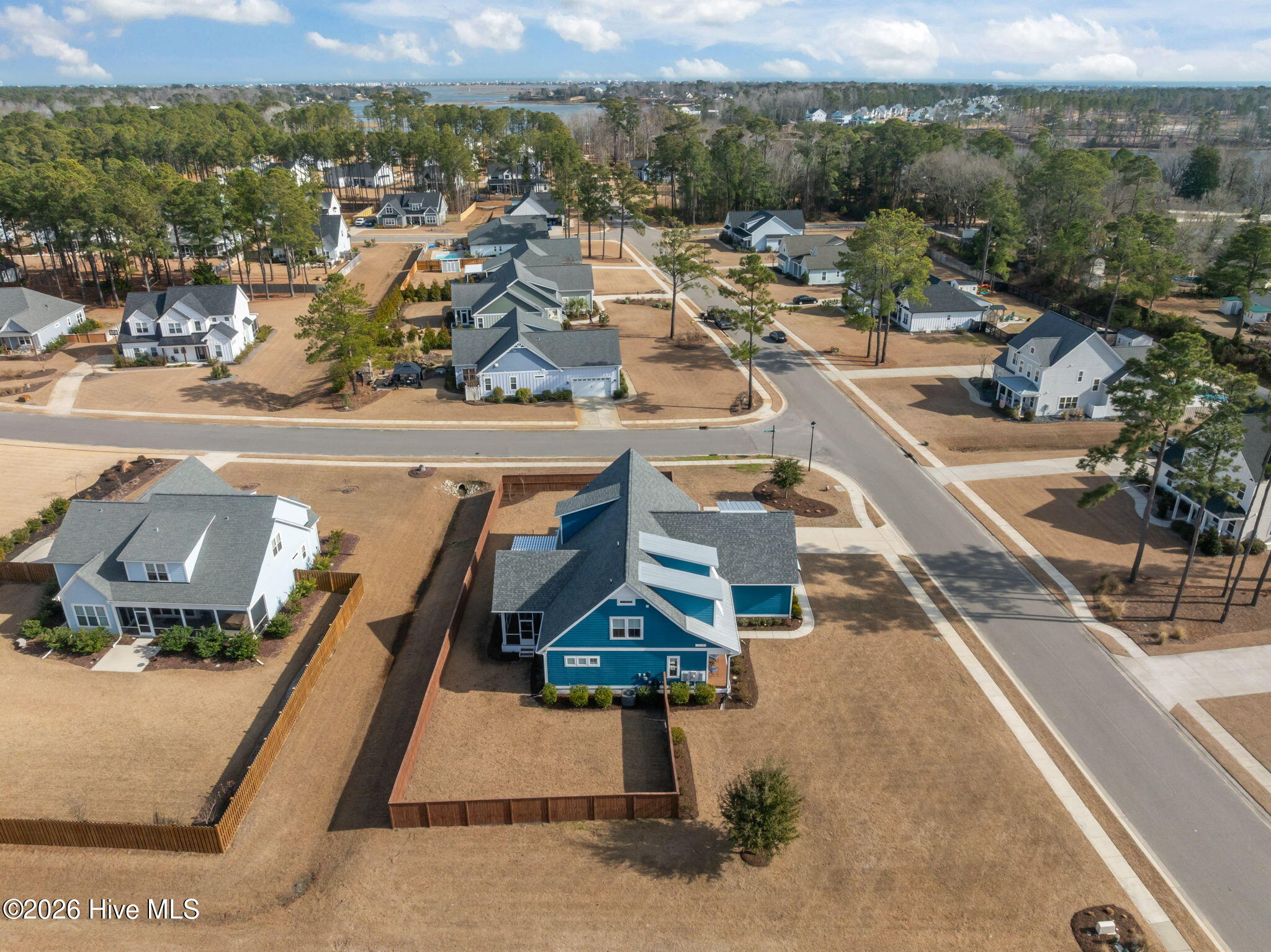 100555870 | Photo 65