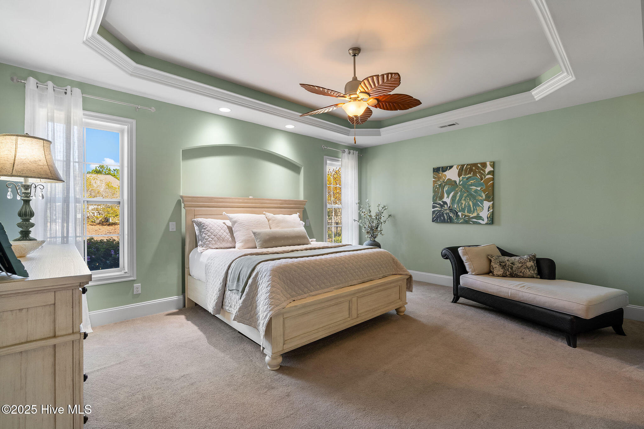 100541913 | Photo 61