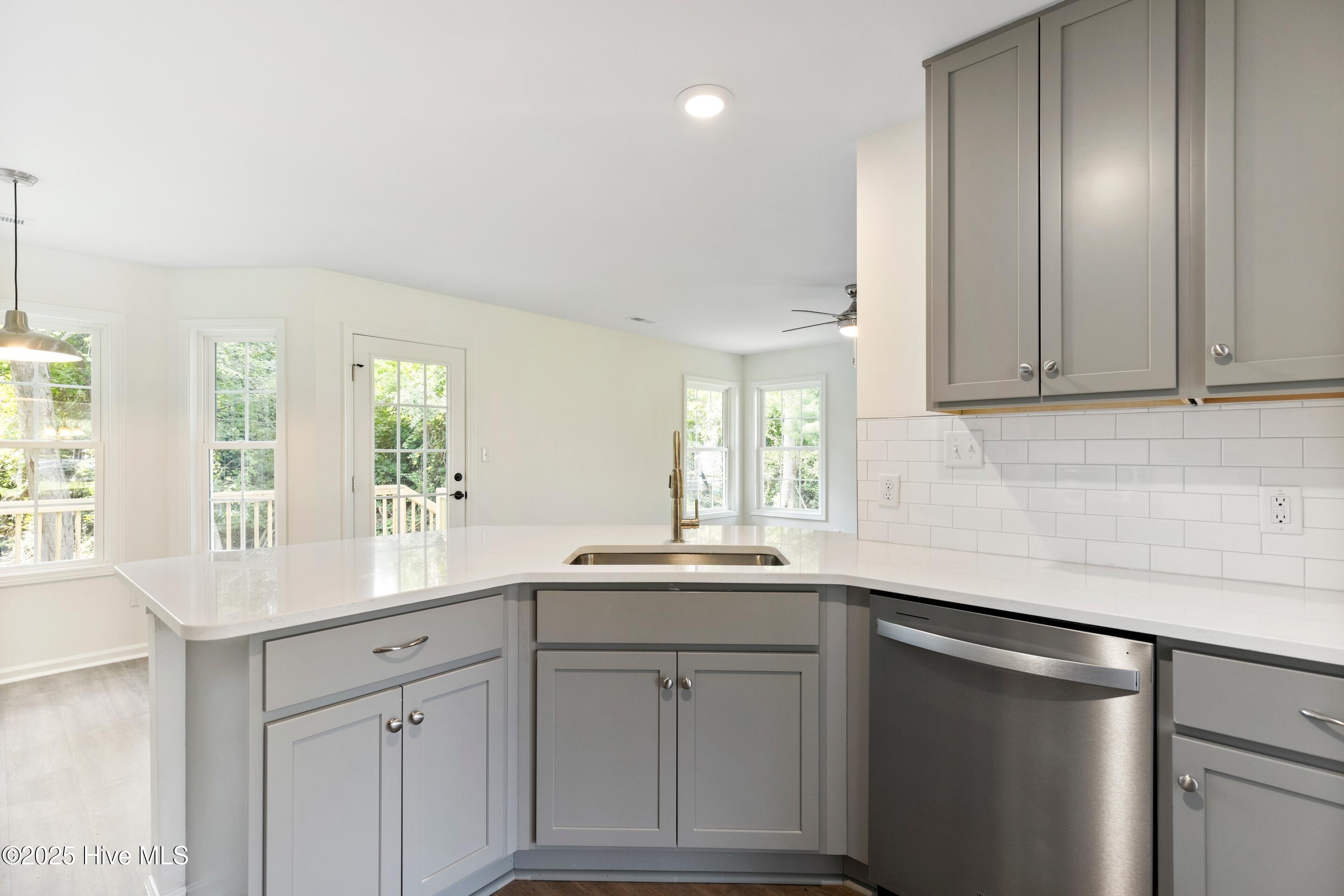 4159 Abbington Terrace, Wilmington, NC 28403 – photo 19: mls-IMG_7584