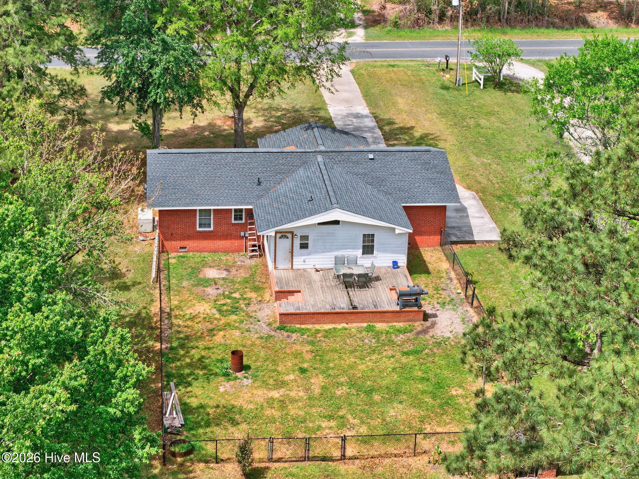 100565491 | Photo 22