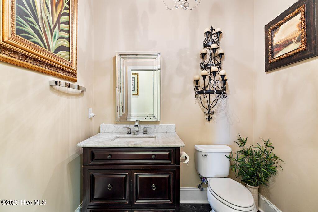 100547367 | Photo 20