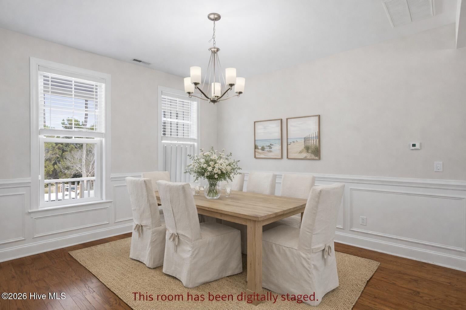 100552828 | Photo 14