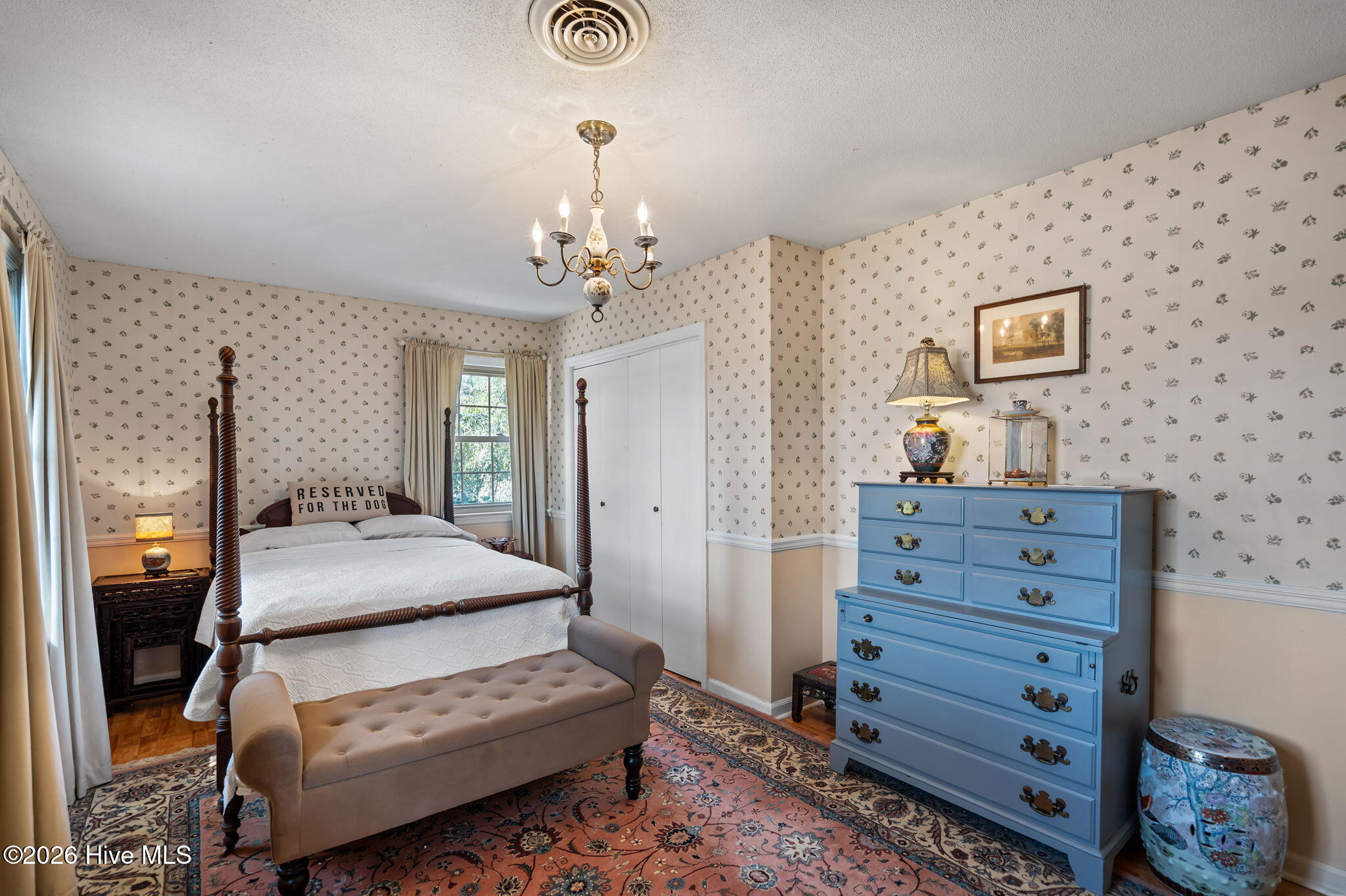 100560158 | Photo 29