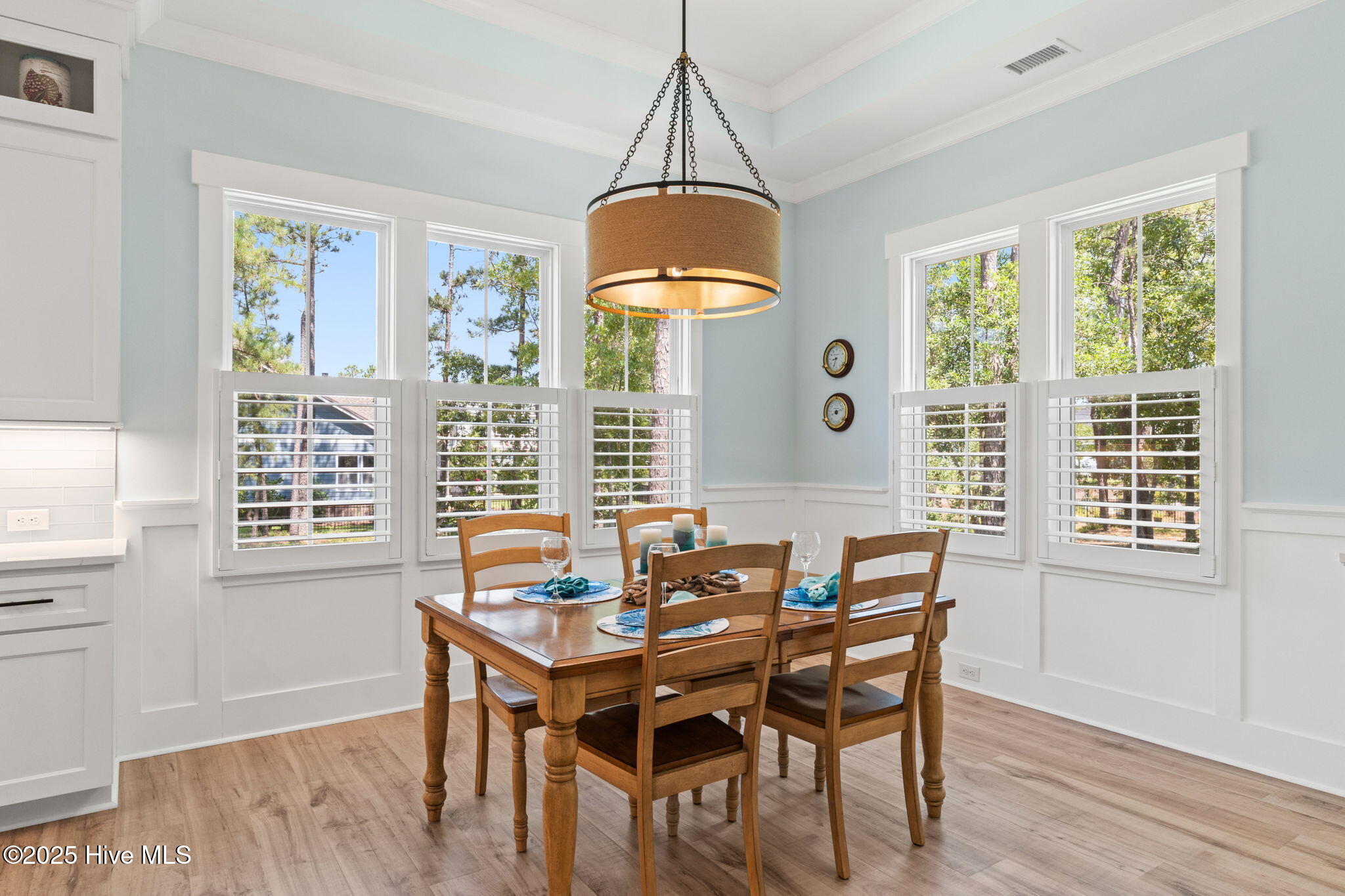 100516887 | Photo 14