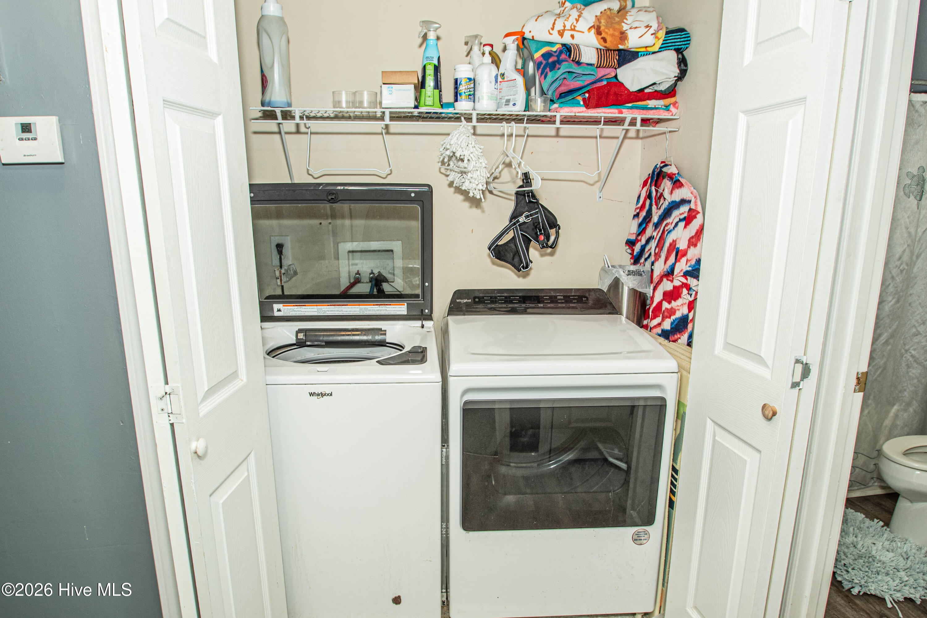 100559341 | Photo 33