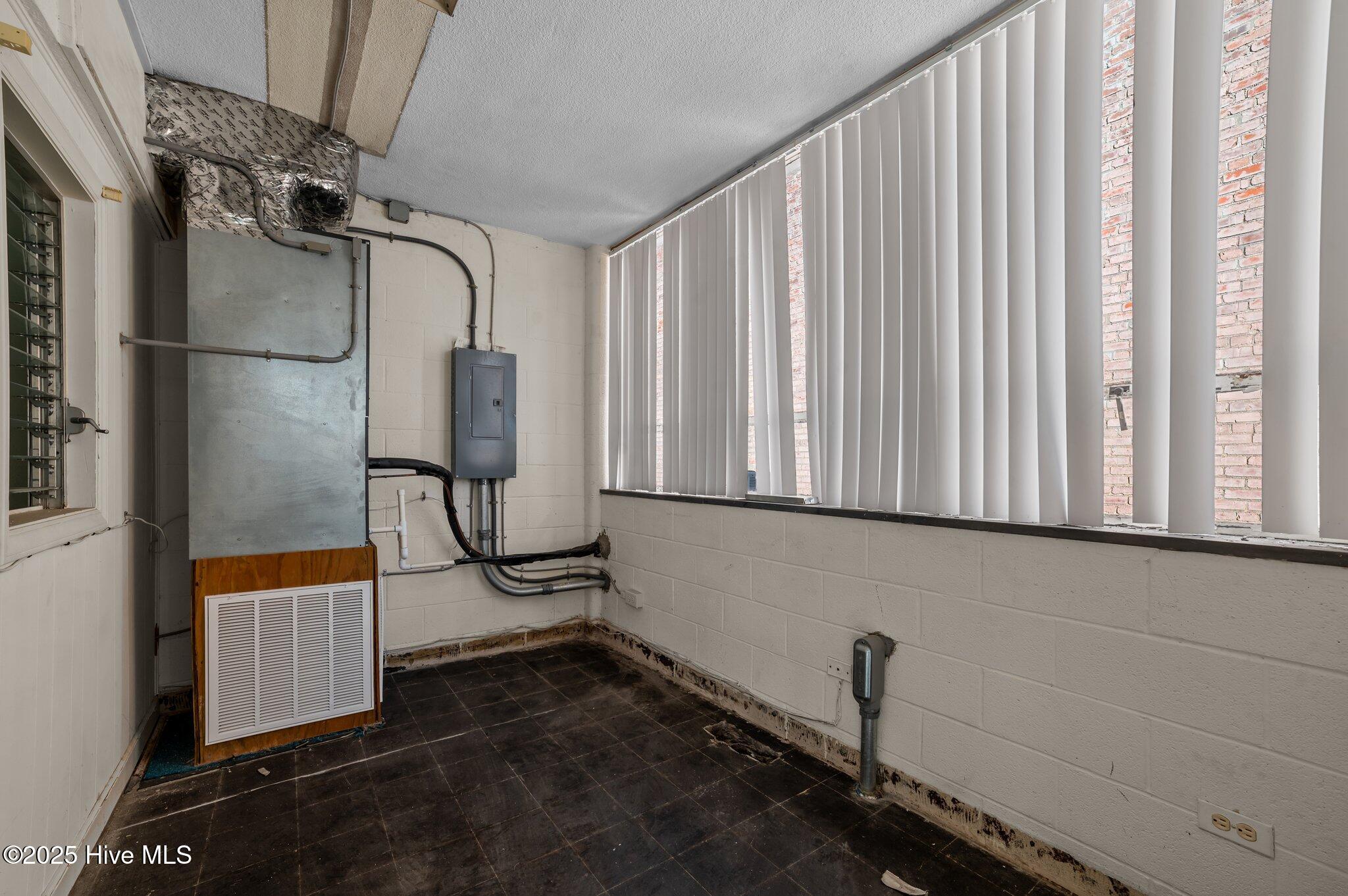 211 N Market Street, Washington, NC, 27889