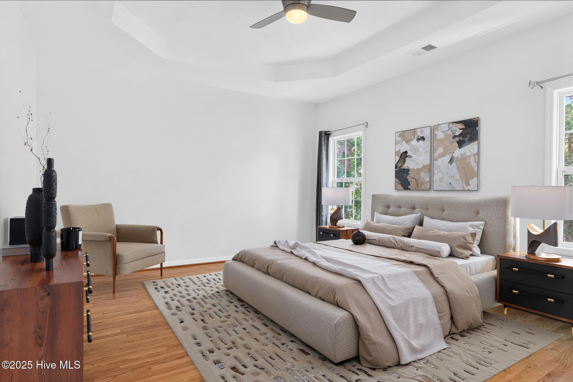 100523832 | Photo 61