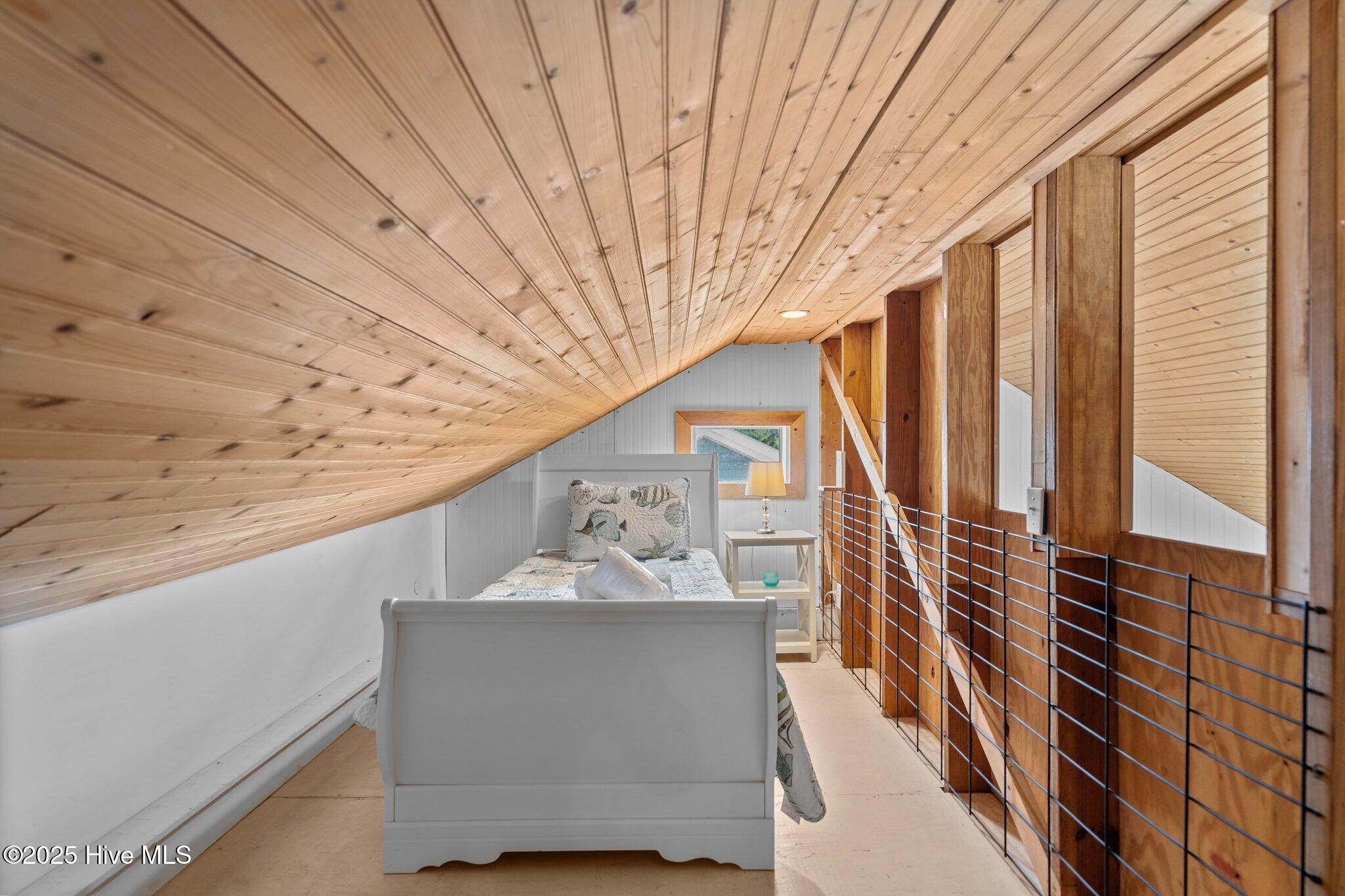 100537194 | Photo 52