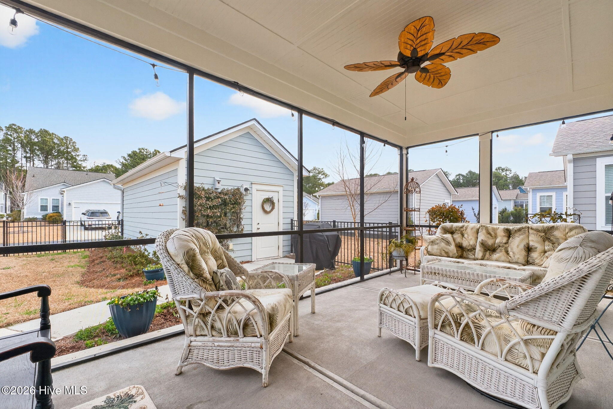 100553997 | Photo 37