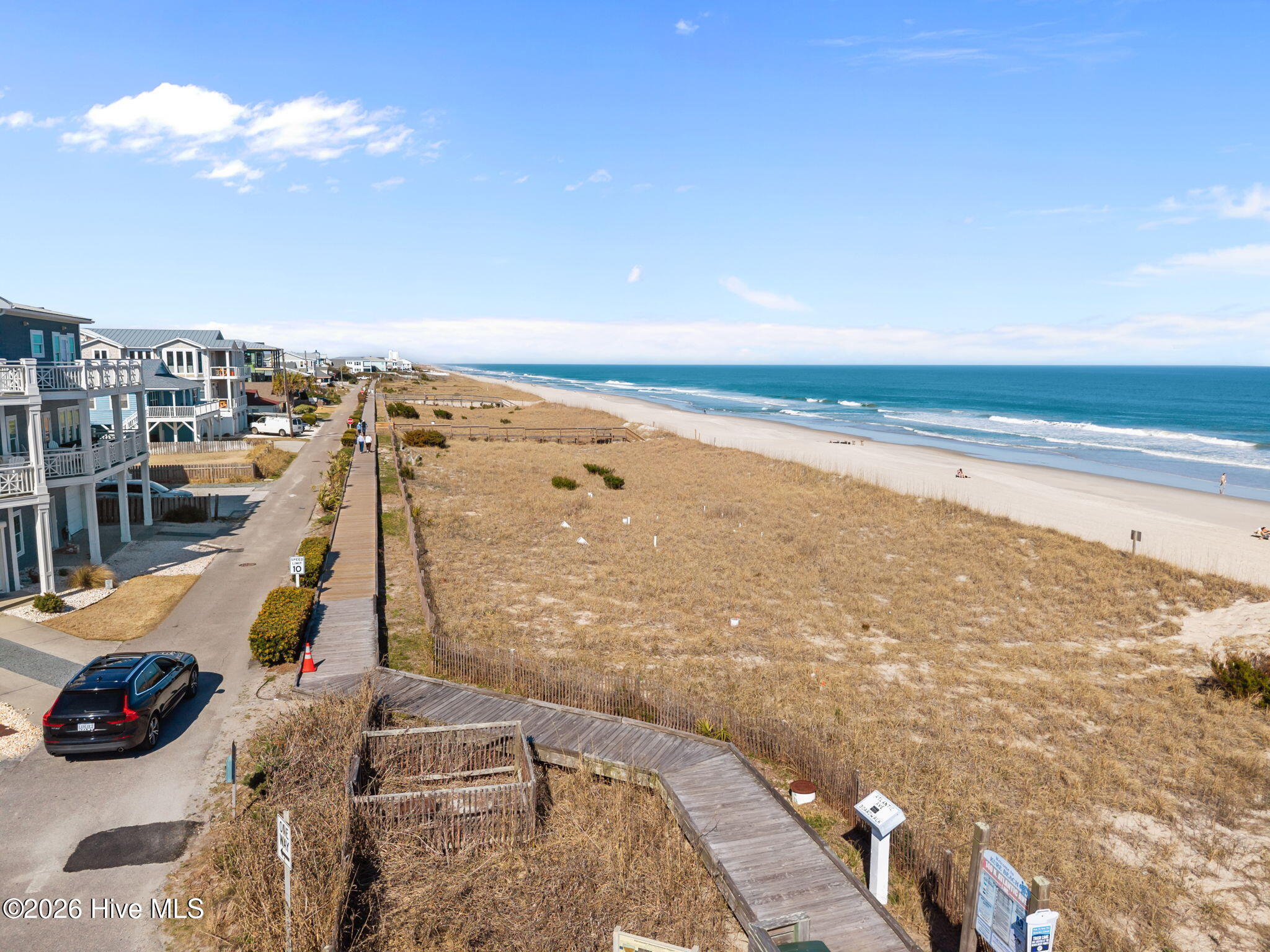 100530858 | Photo 10