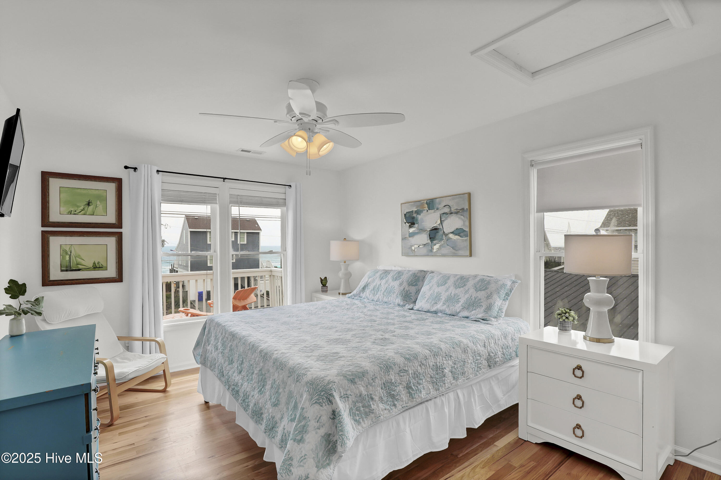 100521300 | Photo 51