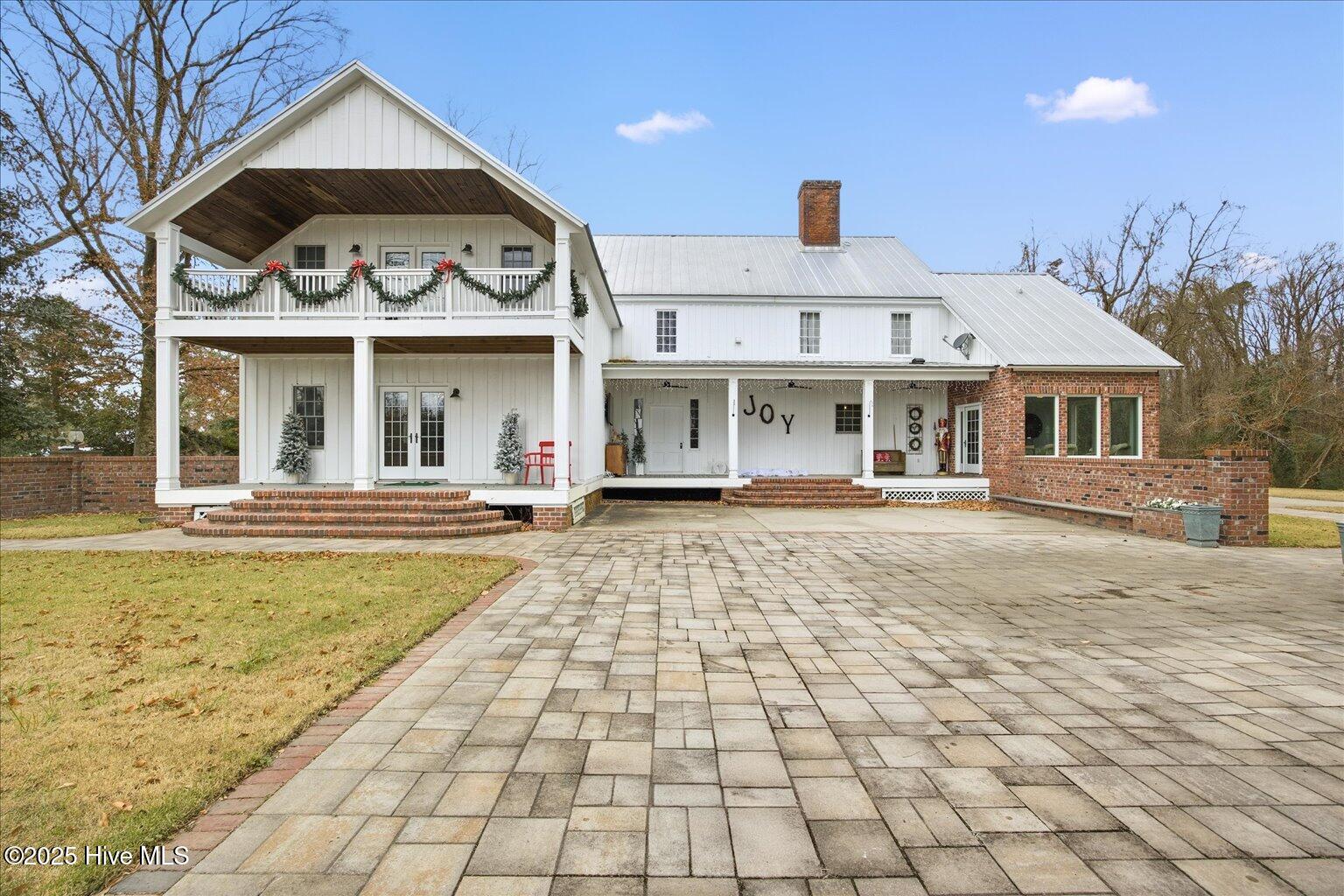 100545633 | Photo 11