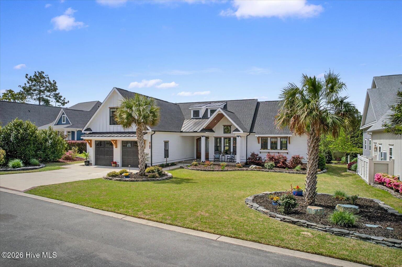 100566266 | Photo 69