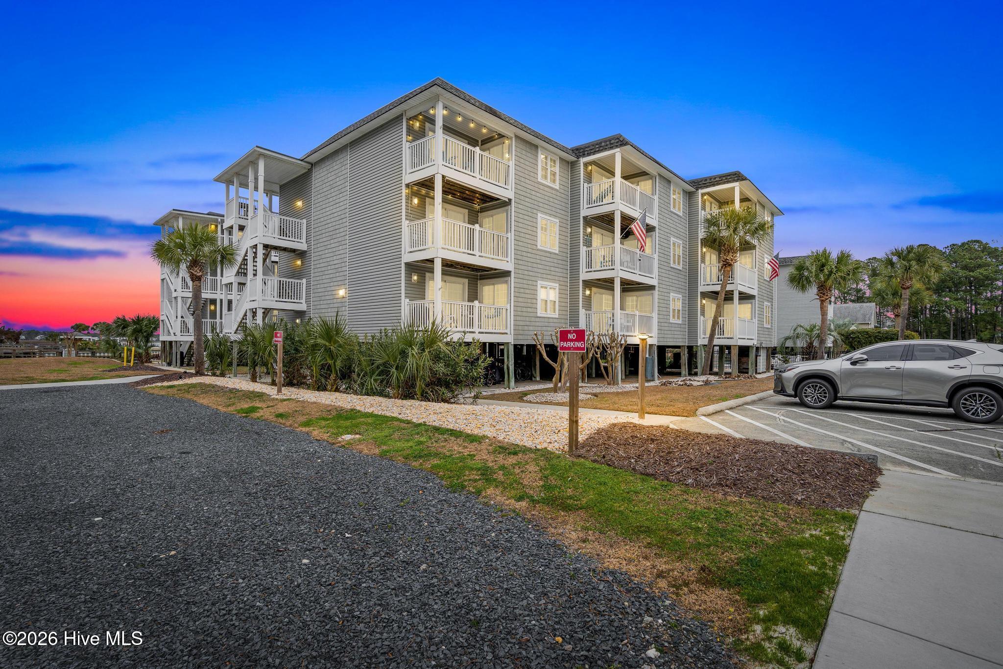 100551313 | Photo 31