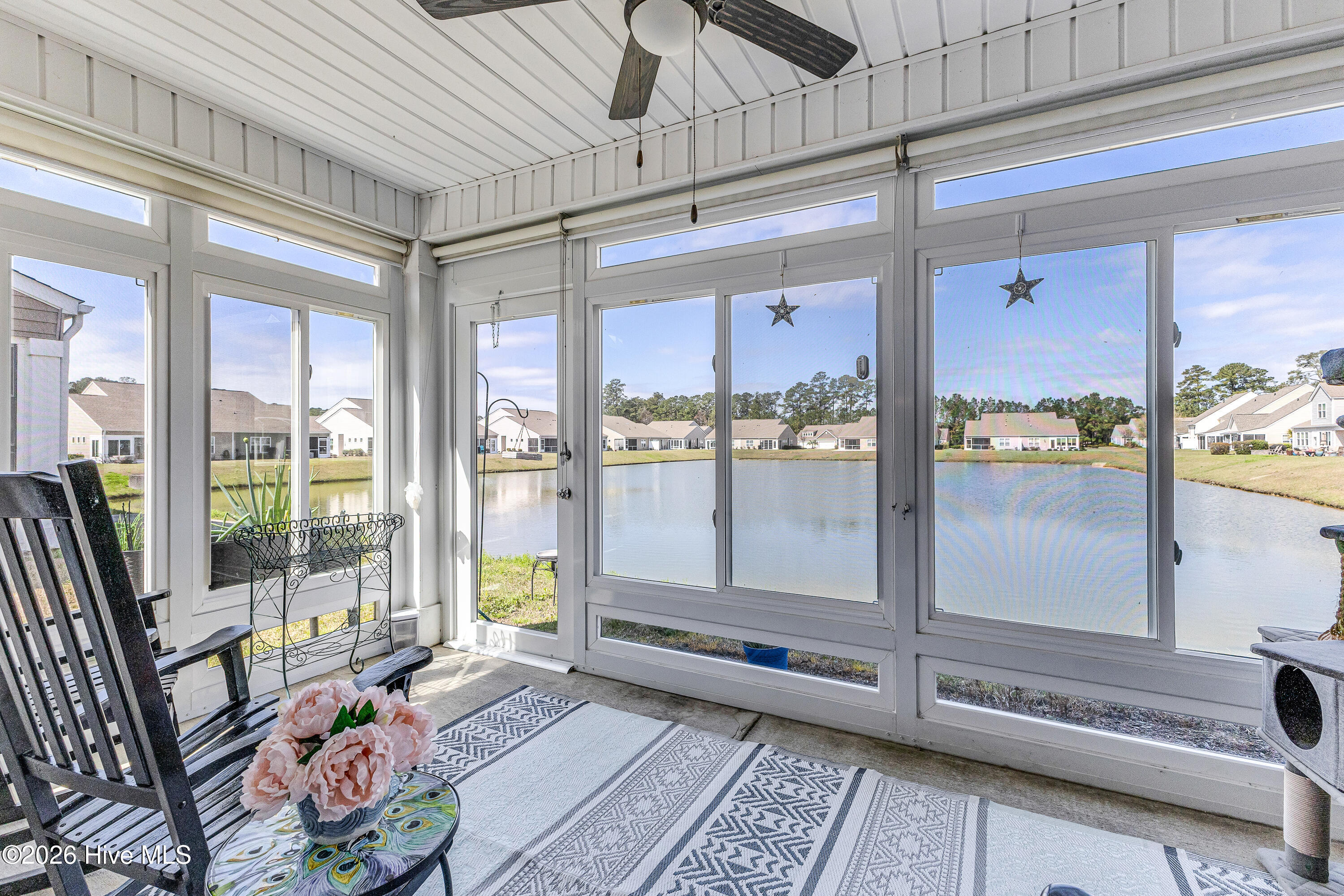 100560714 | Photo 26