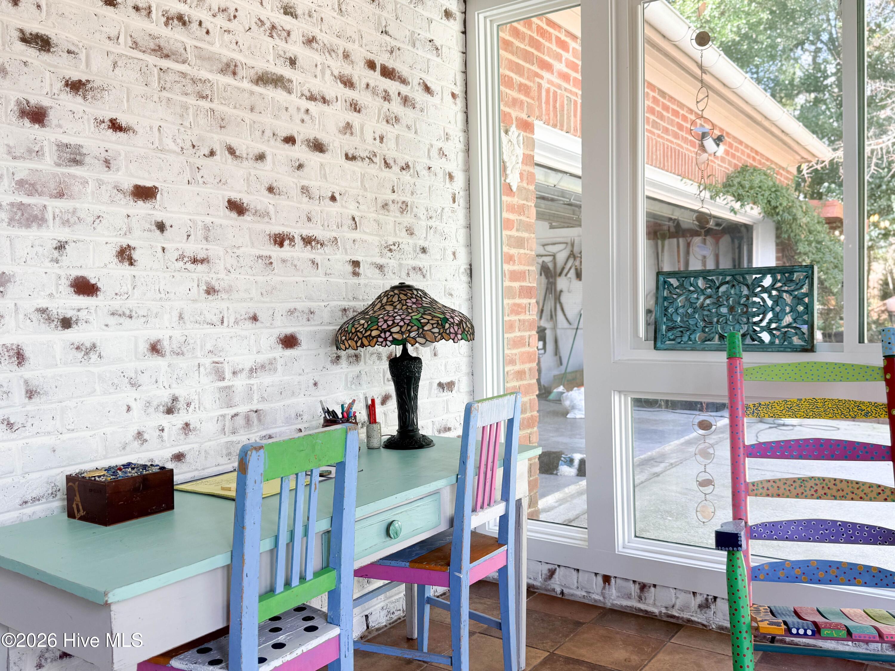 100559415 | Photo 43