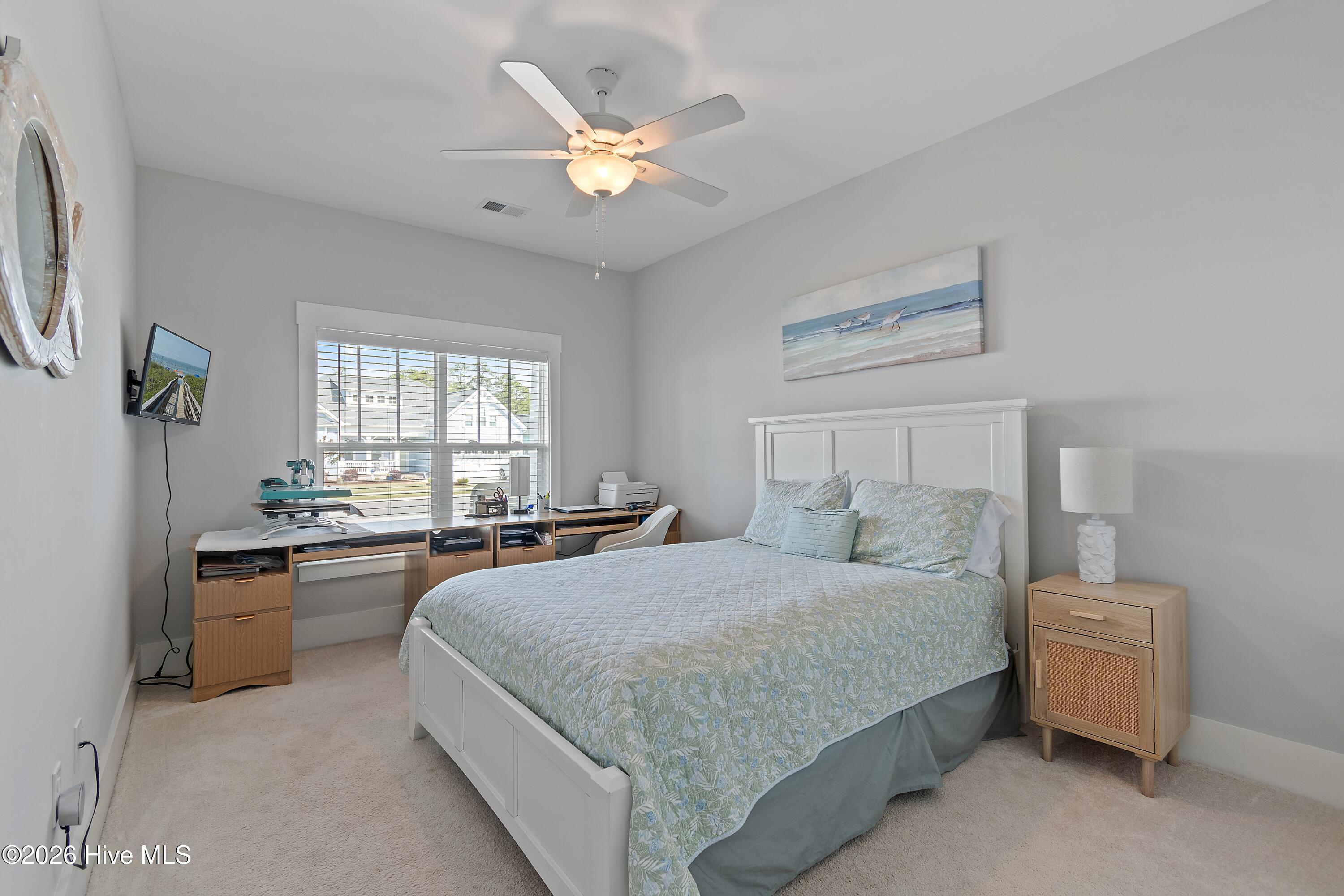 100566064 | Photo 29