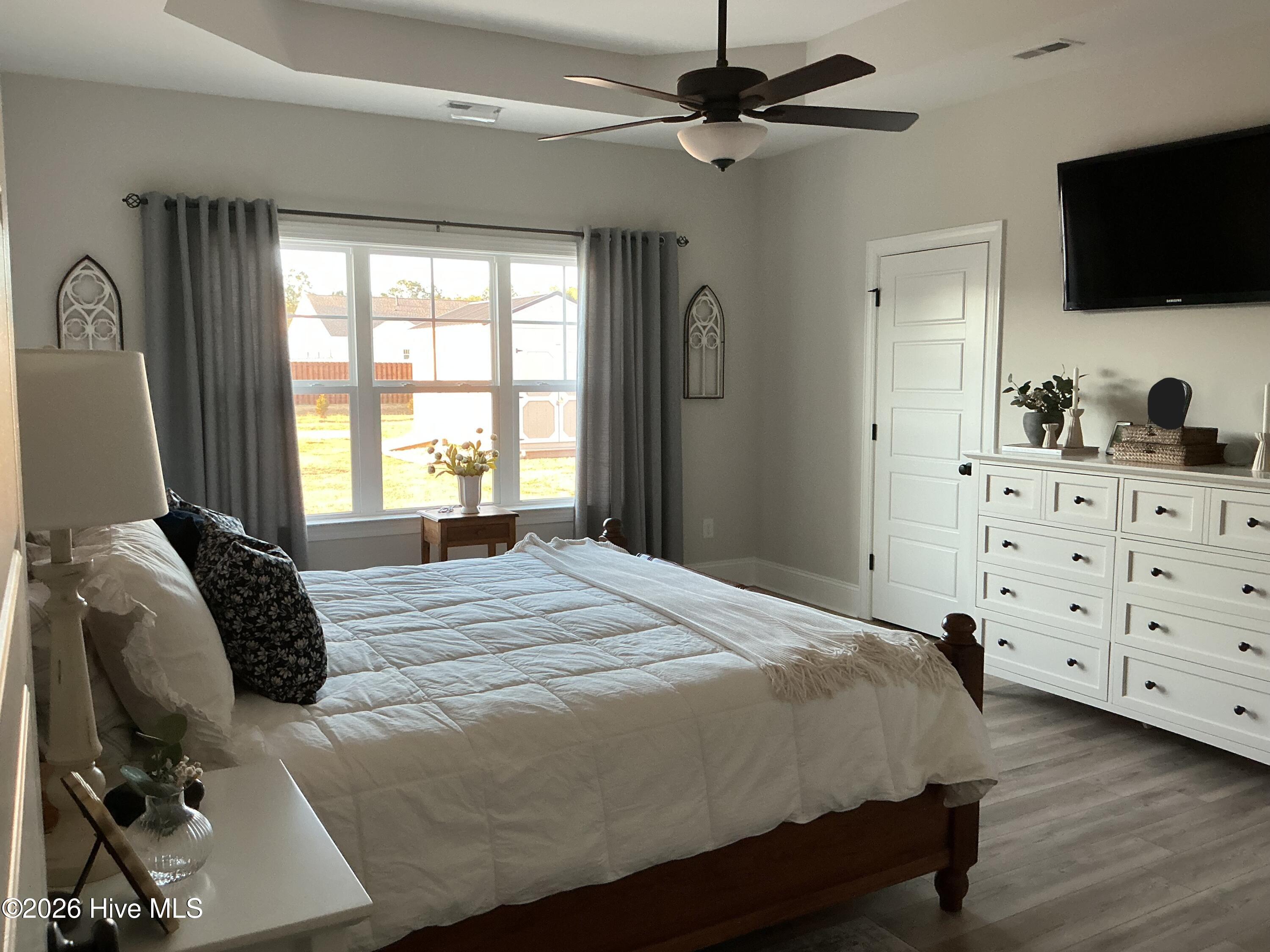 100547537 | Photo 11