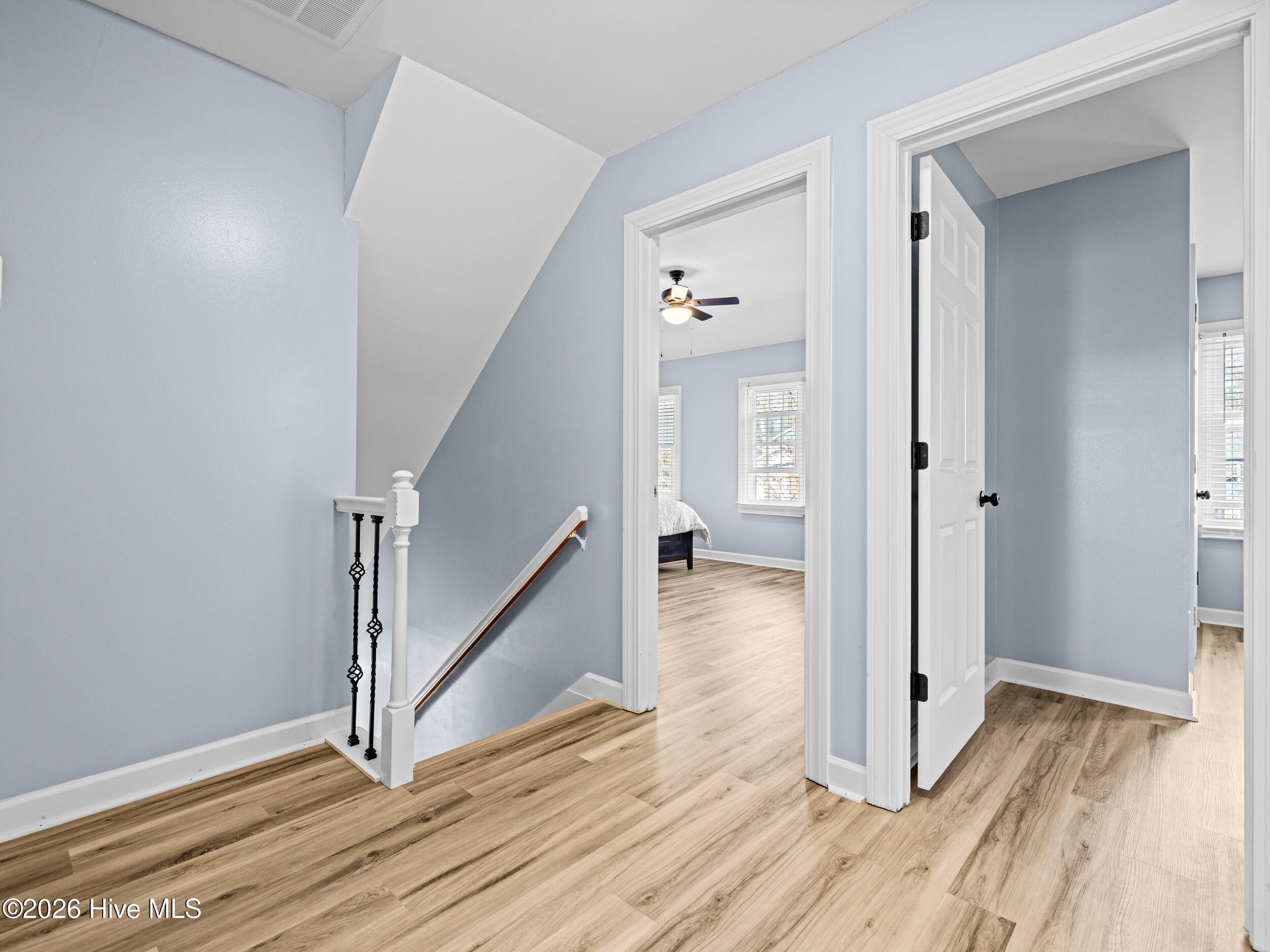 100555942 | Photo 27