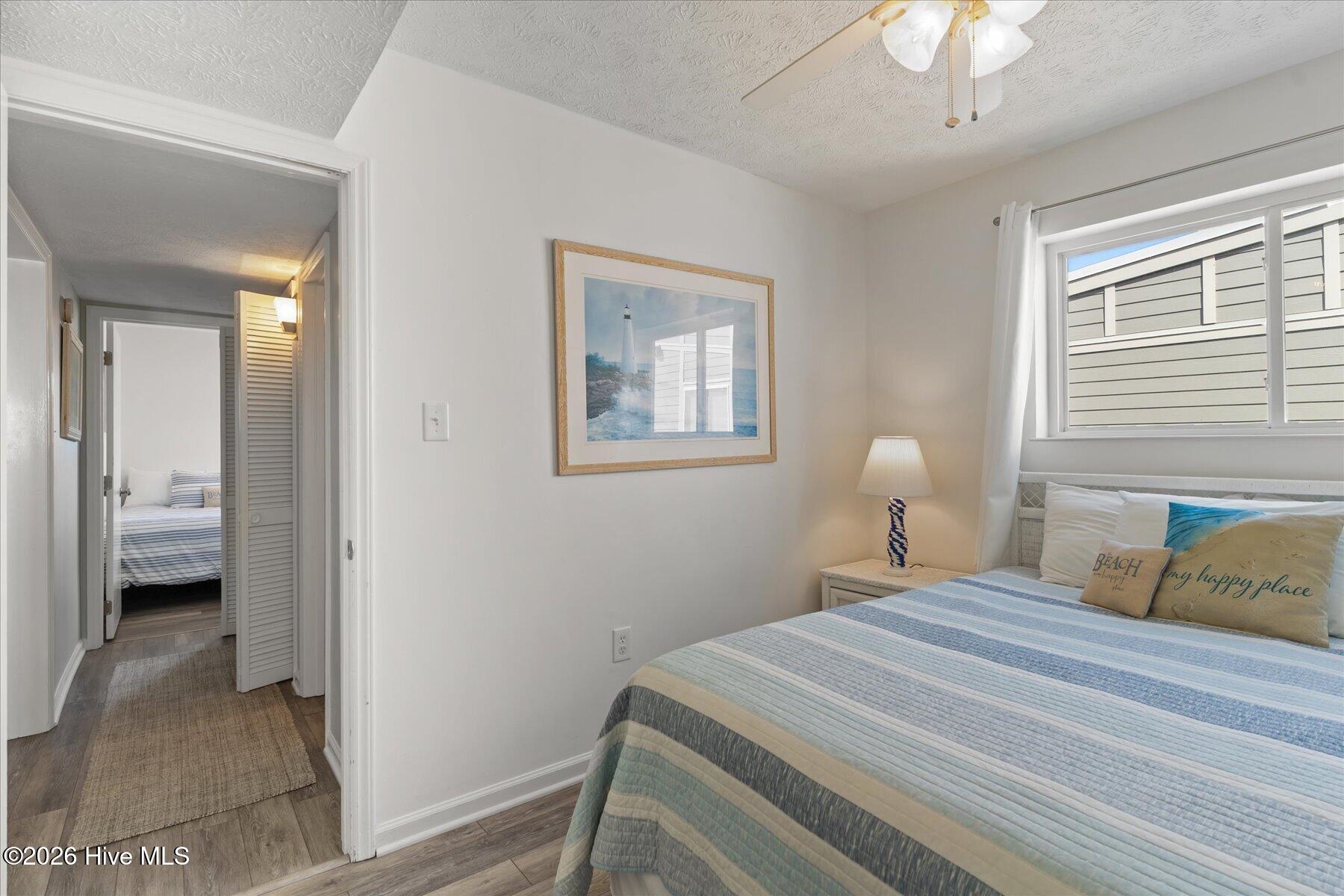 100564383 | Photo 46