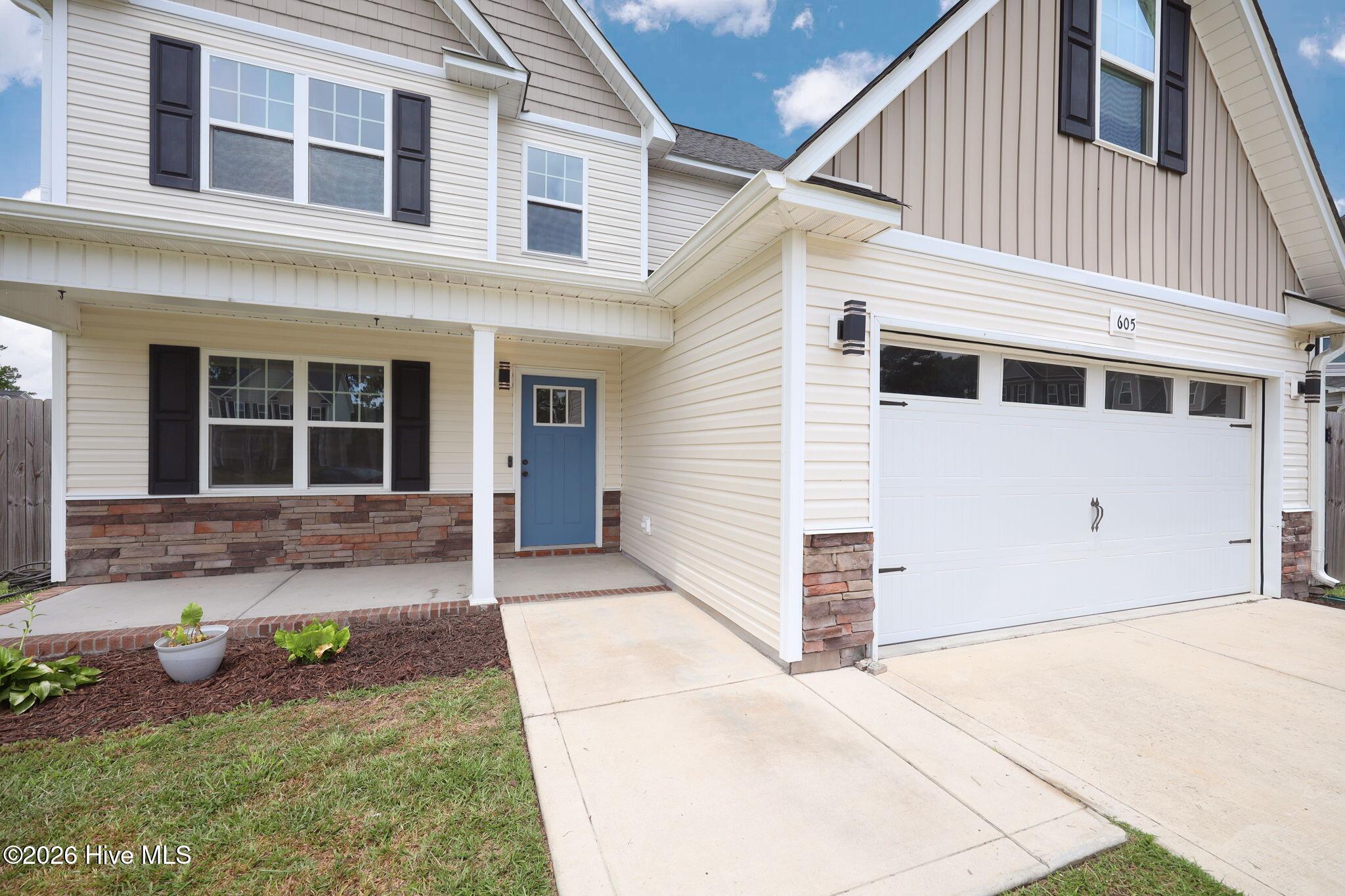 605 Coral Reef Court,Sneads Ferry