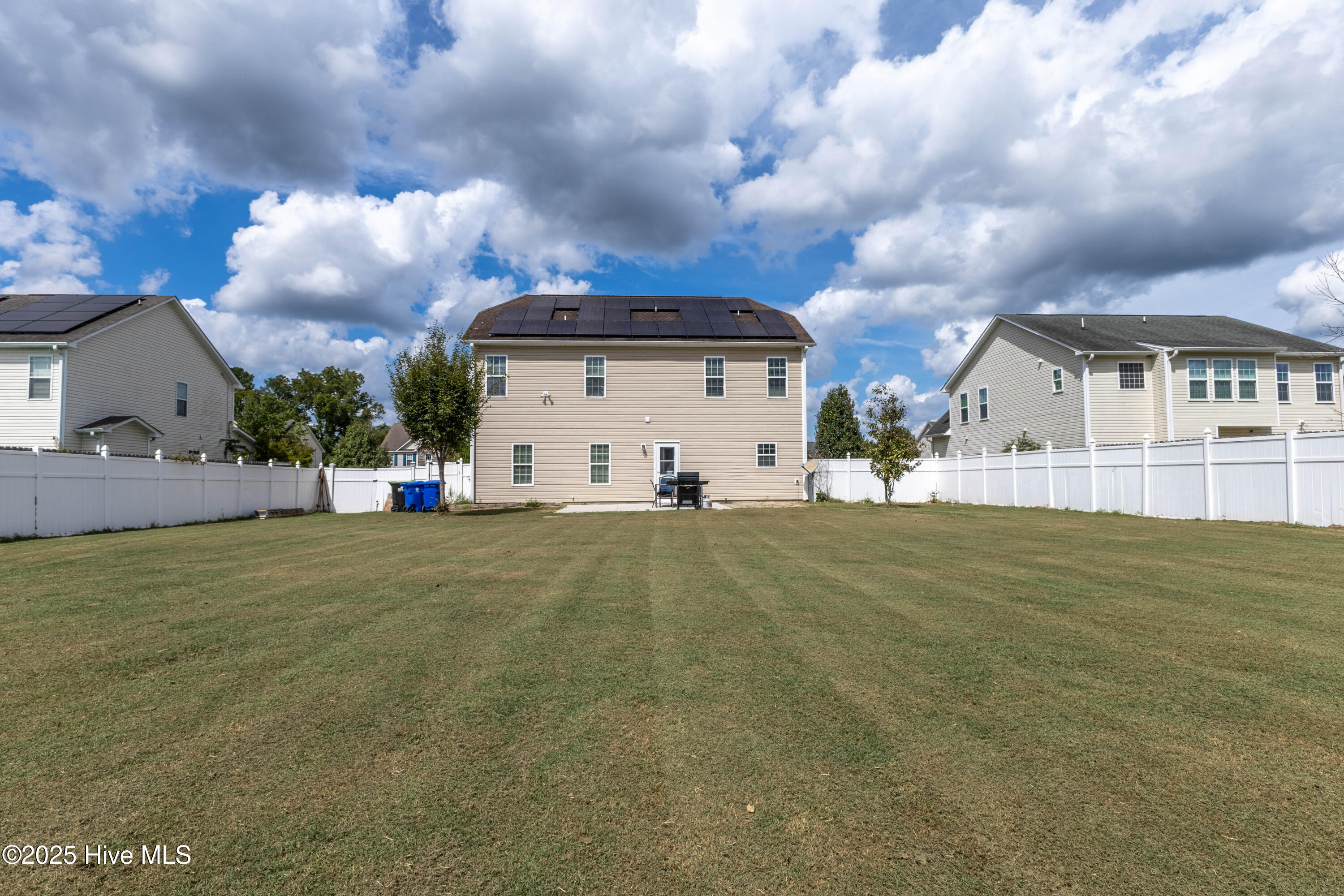 100542008 | Photo 19