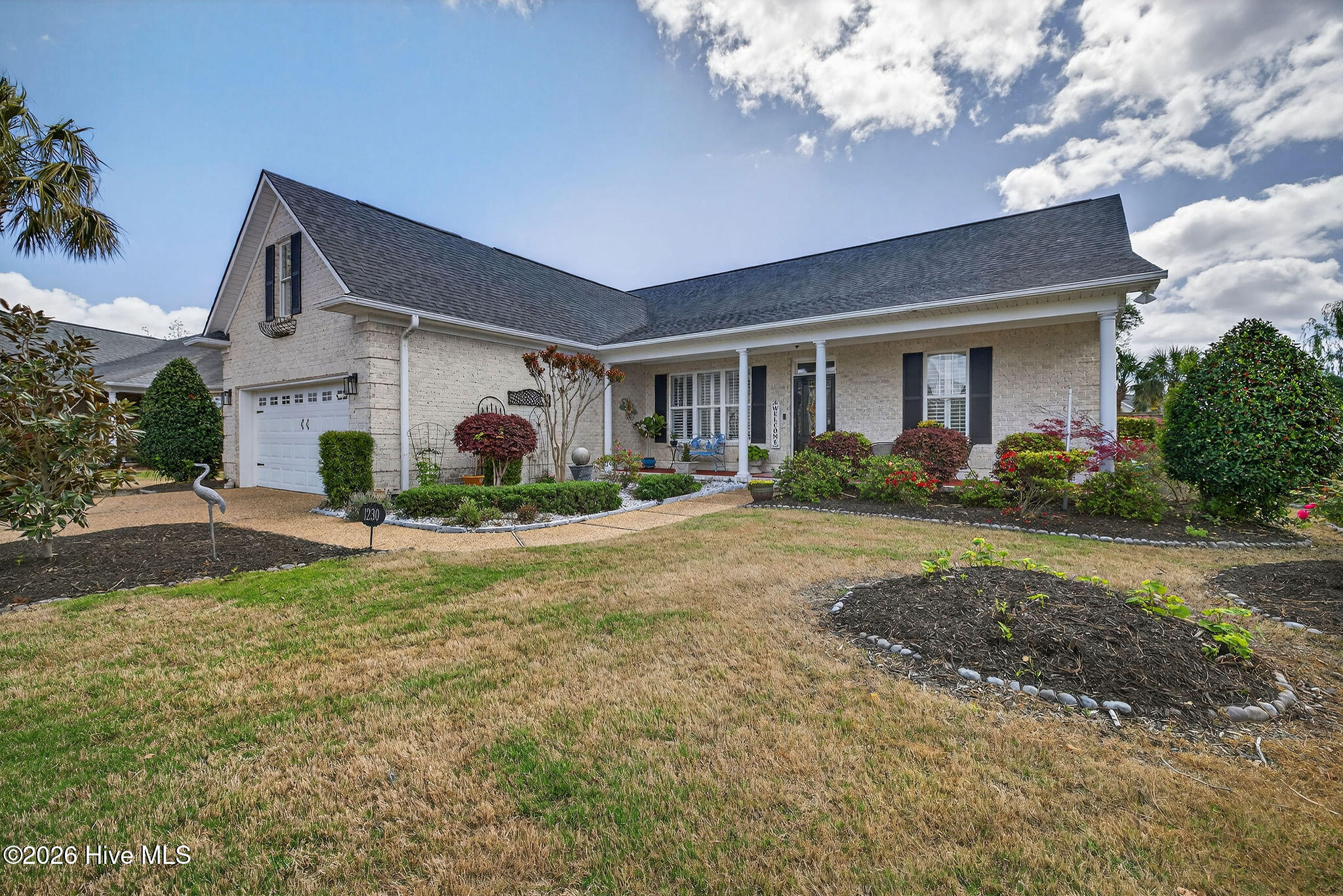 100565729 | Photo 51