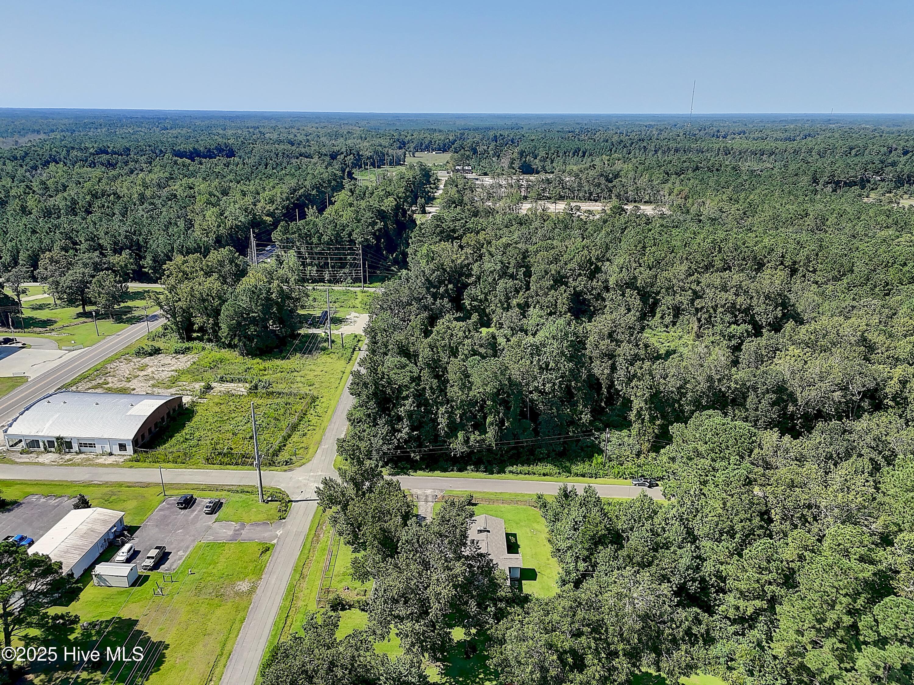 100525762 | Photo 33