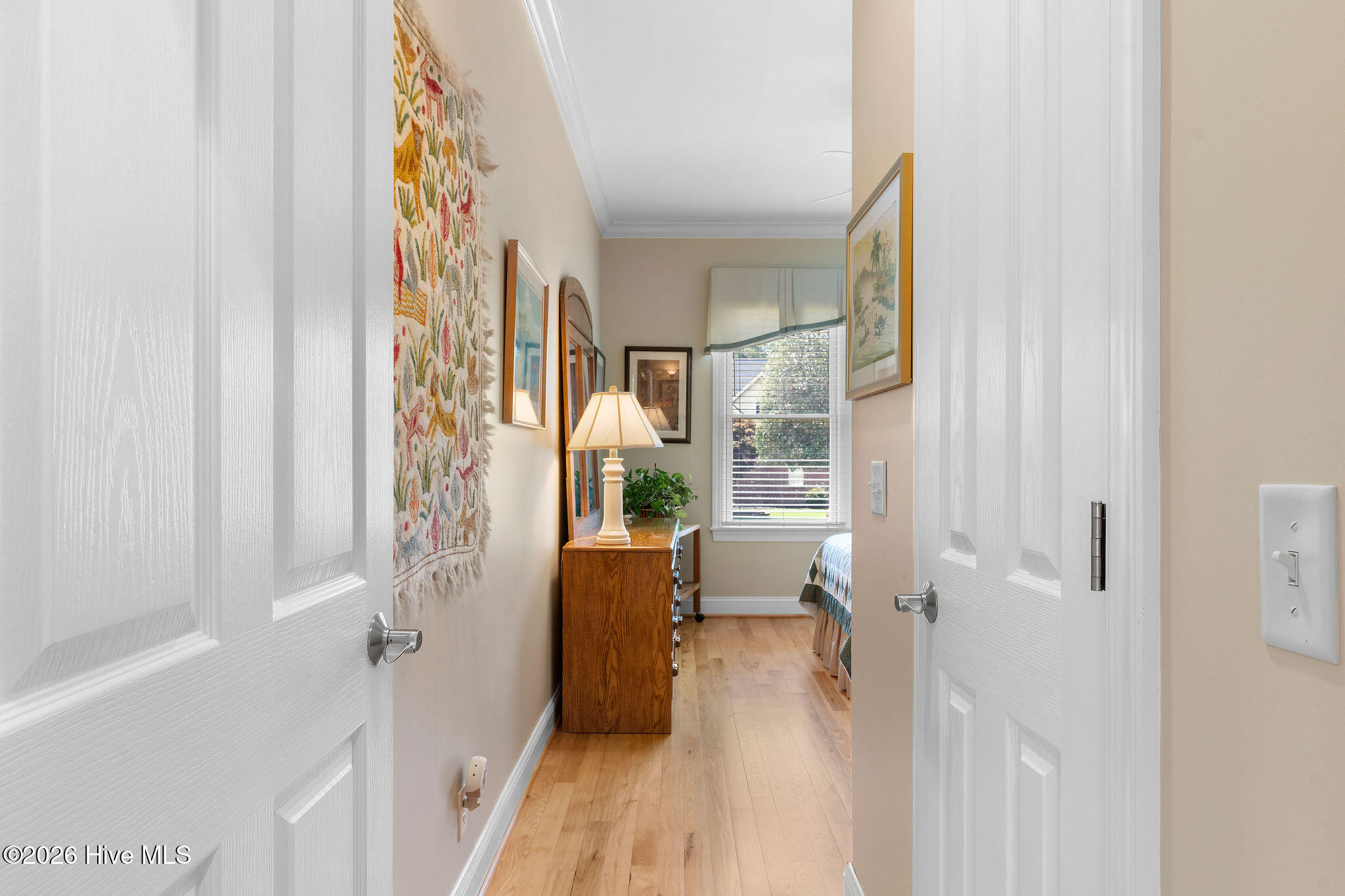 100548545 | Photo 50